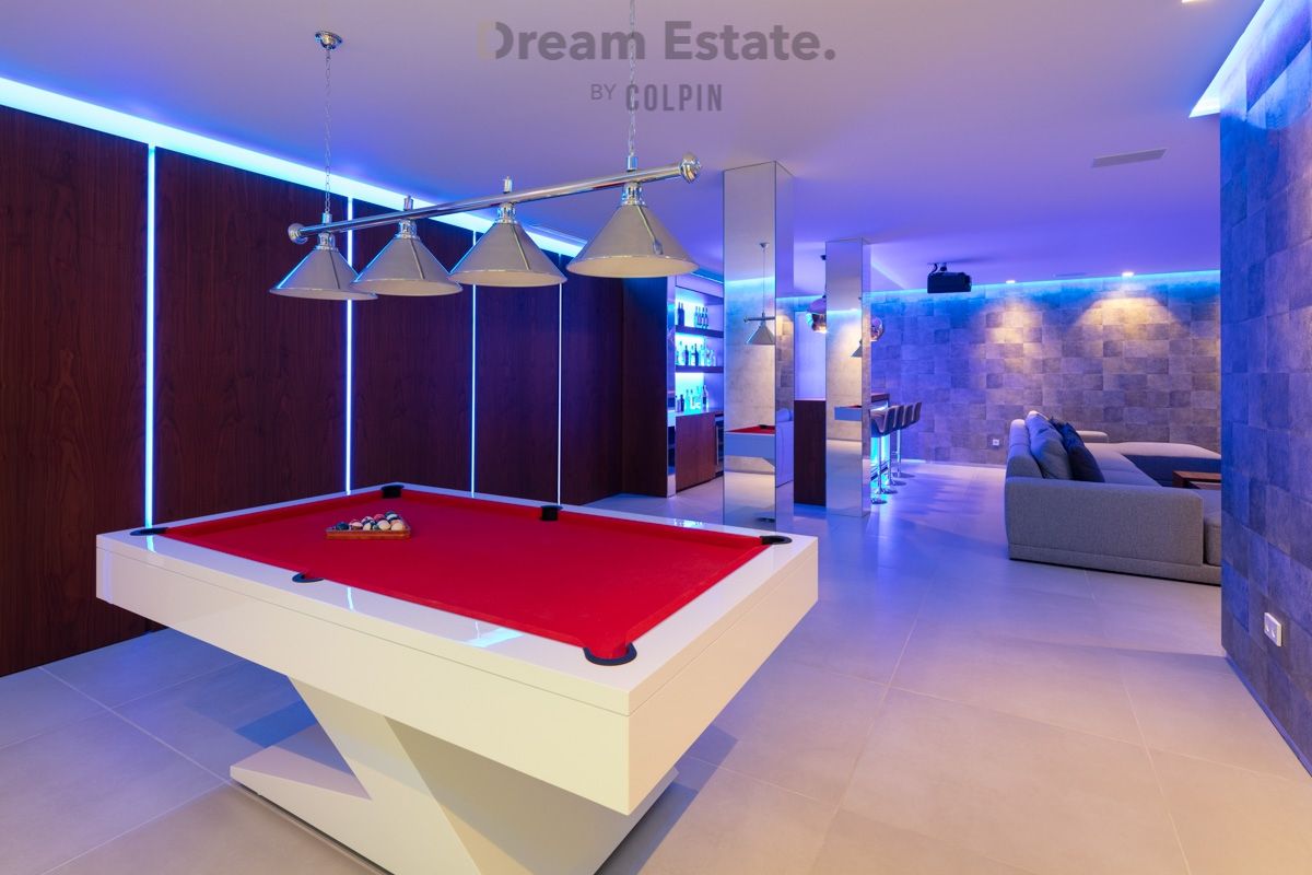 Eigentijdse villa in het bevoorrechte Nueva Andalucia foto 28