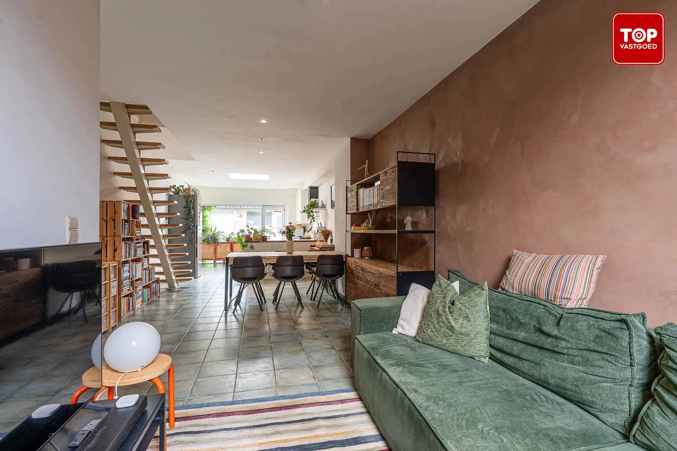 Sfeervolle woning met karakter, comfort en een ideale ligging foto 6