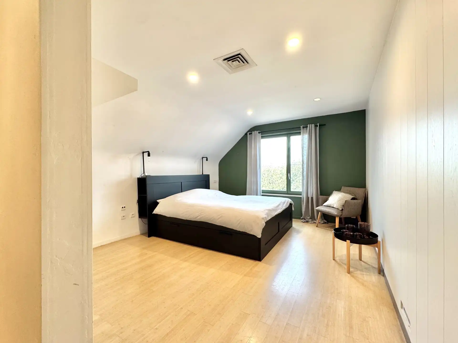 RUIME TIJDLOZE VILLA | 2.800 M² foto 44