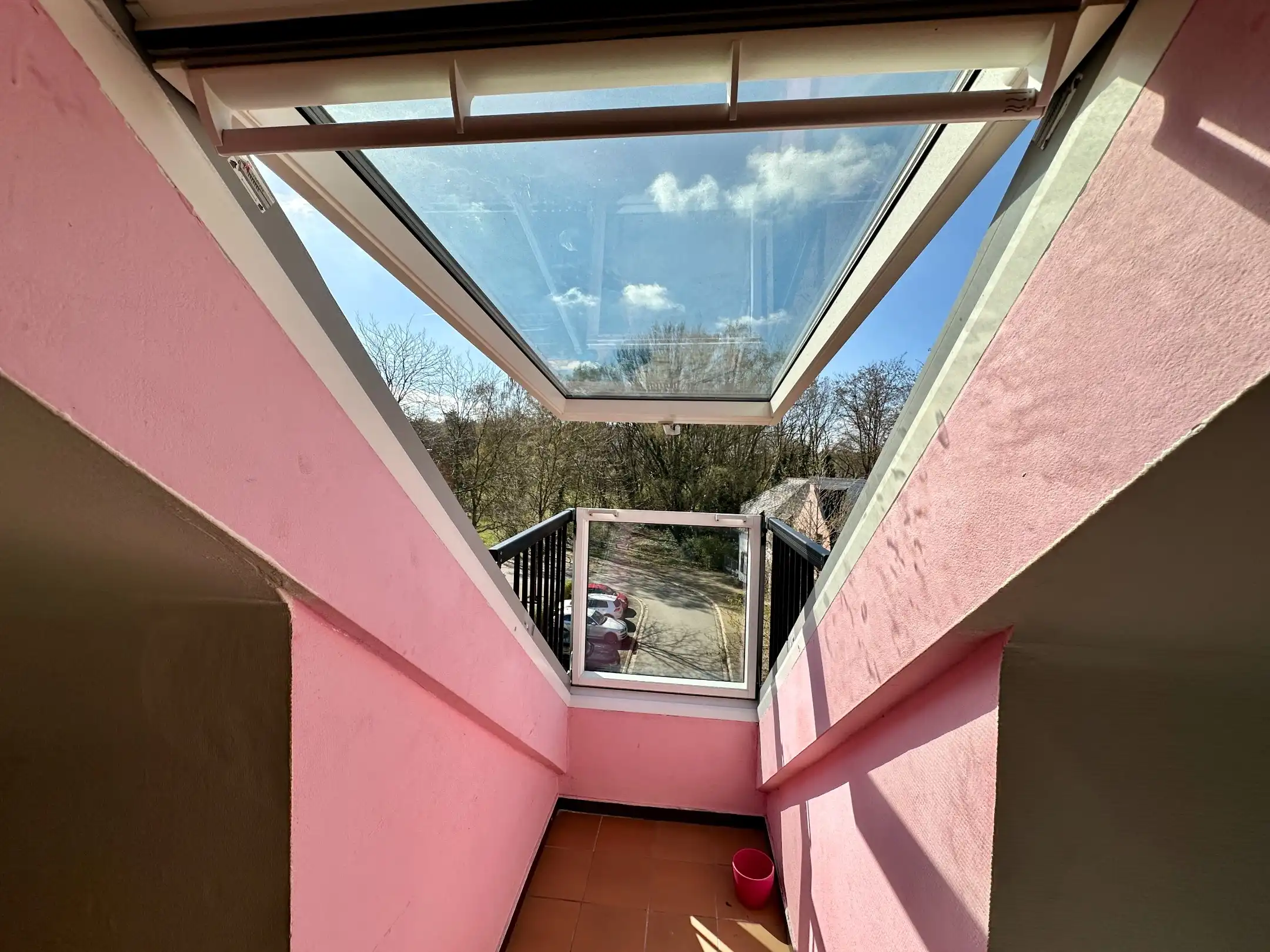 Ruim rooftop appartement met potentieel in Genk  foto 7