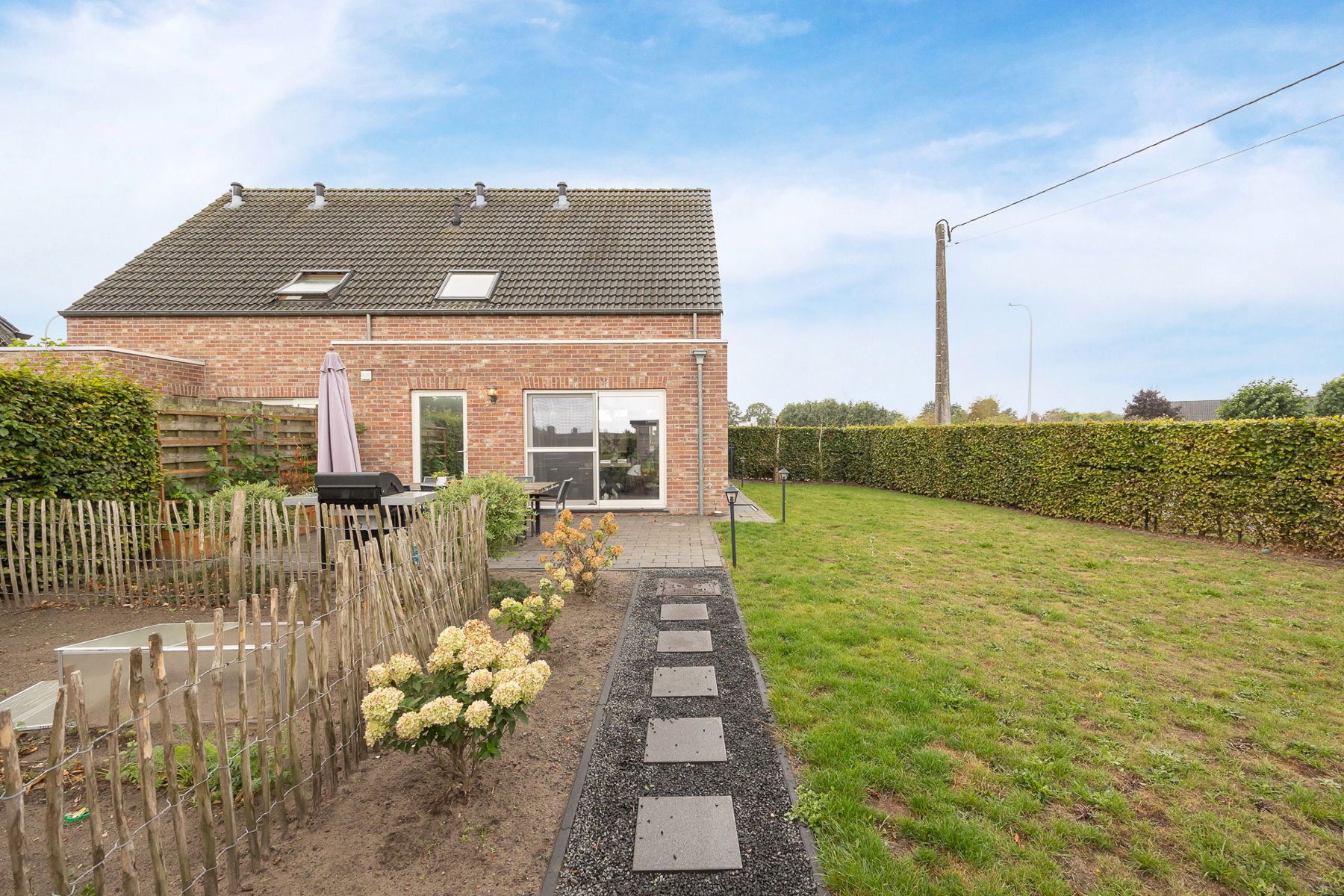 HOB met 3slk op 590m2 grond foto 31