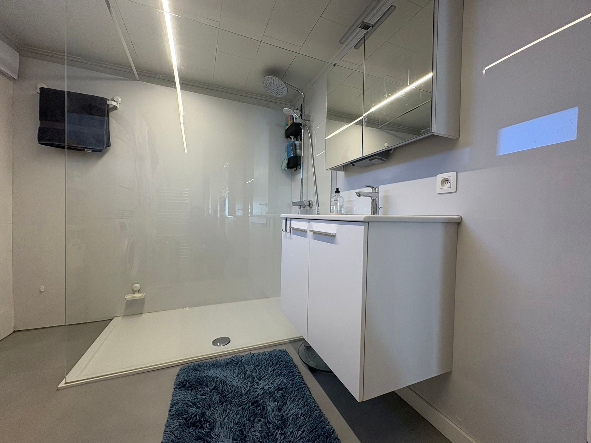 Ruime rijwoning met 3 slaapkamers en garage  foto 7