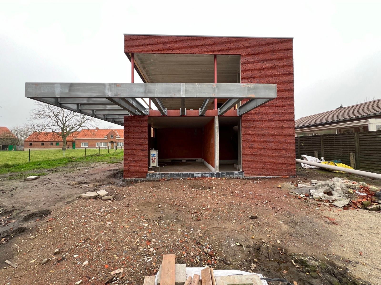 Strakke nieuwbouw met 4 slaapkamers en landelijk zicht foto 3