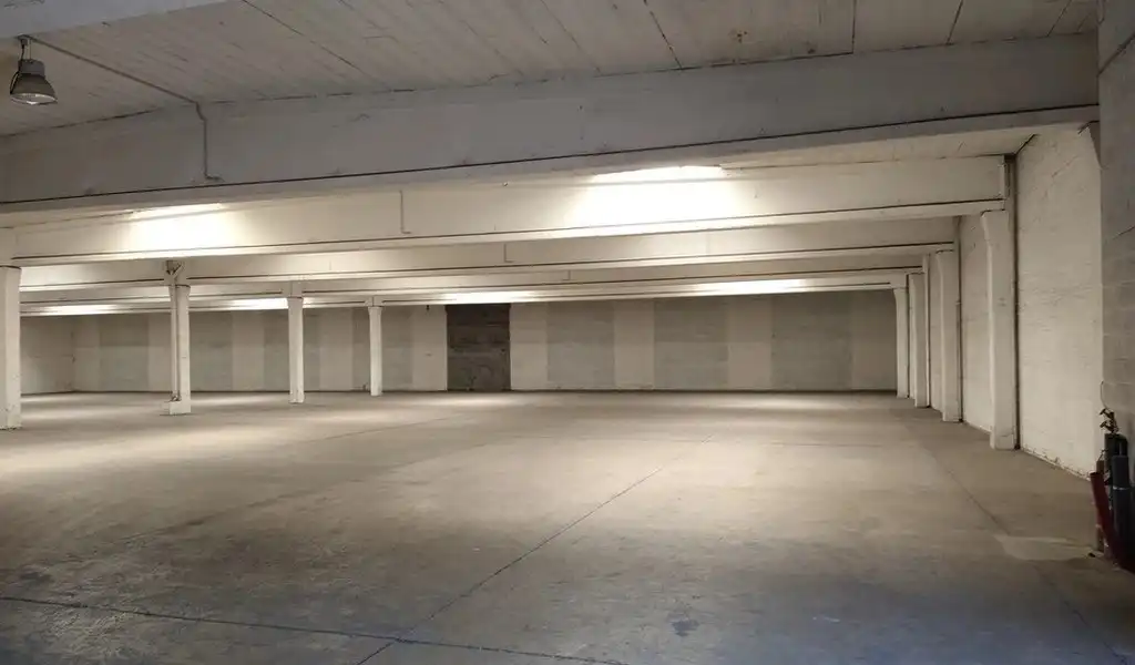 Magazijn met kantoor te huur op industriële site te Malle foto 6