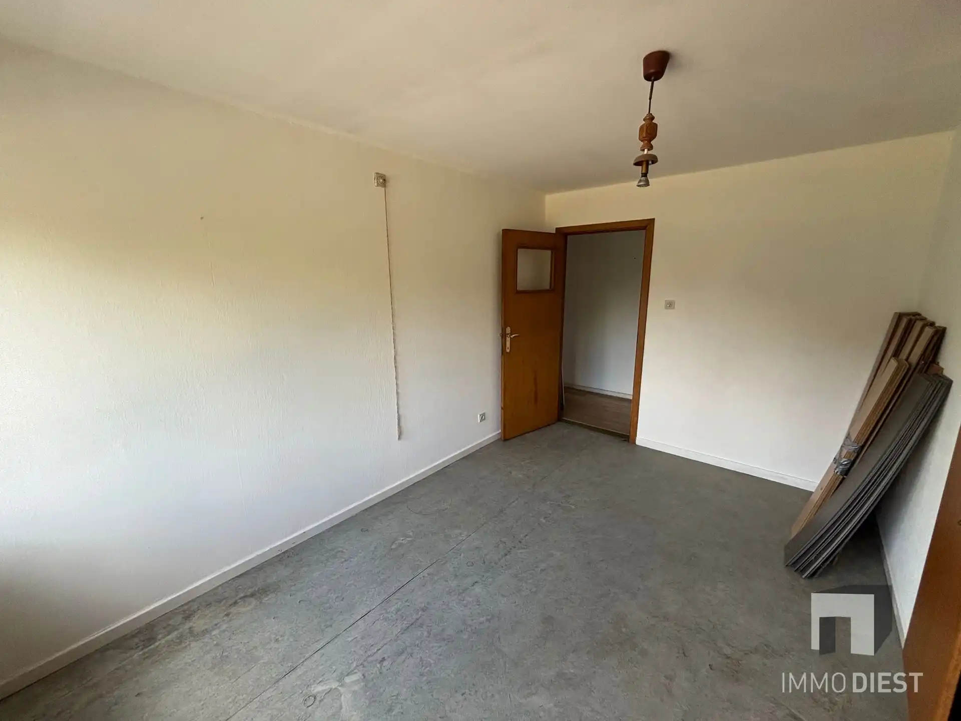 Ruime betaalbare woning met veranda en bijgebouw foto 51