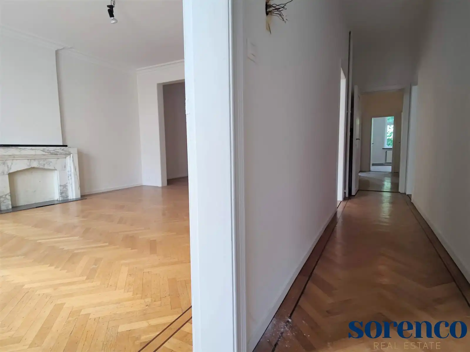 ALBERTPARK - Een prachtig en ruim 2 slaapkamer appartement van circa 200m² in een historisch herenhuis  foto 7