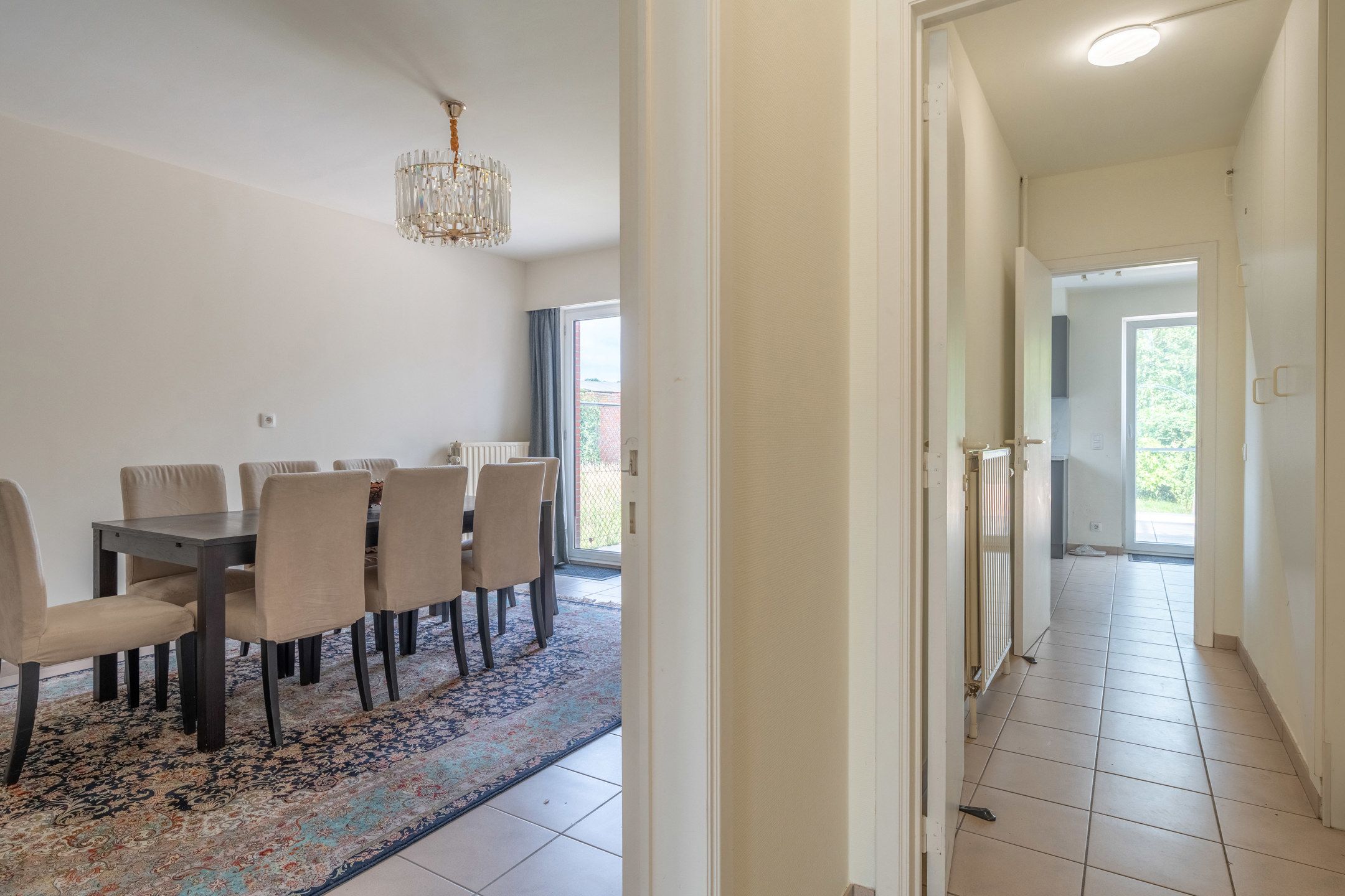 Volledig vernieuwde  woning/kantoor/handelspand met 5 slpks foto 28