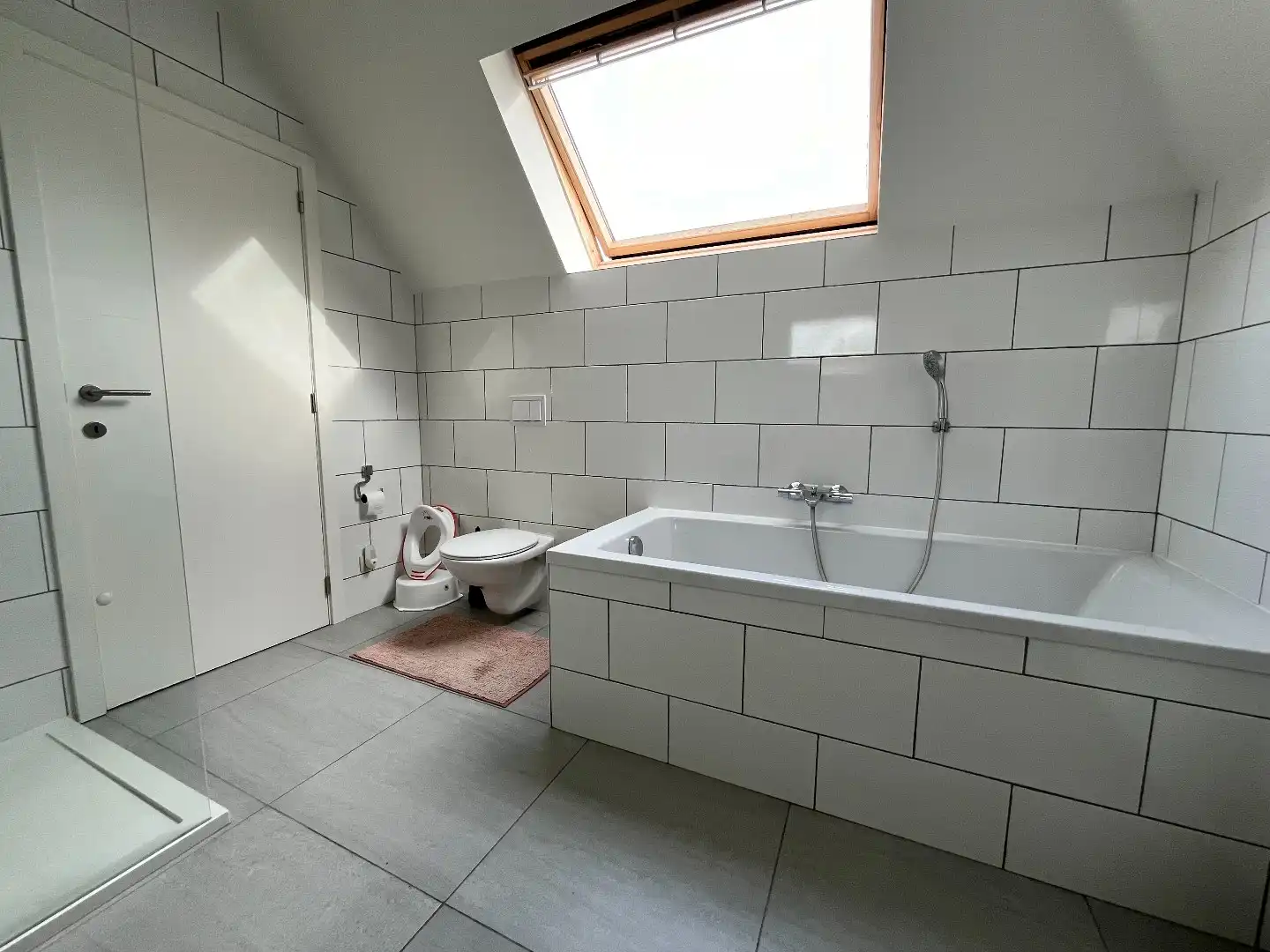 Charmante woning in groene woonomgeving foto 13