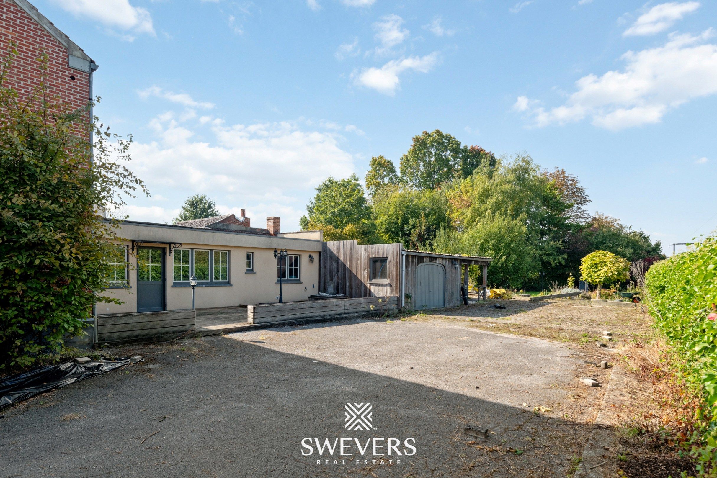 Ruime gezinswoning (218m²) met 3 slaapkamers op 10a 77ca  foto 29