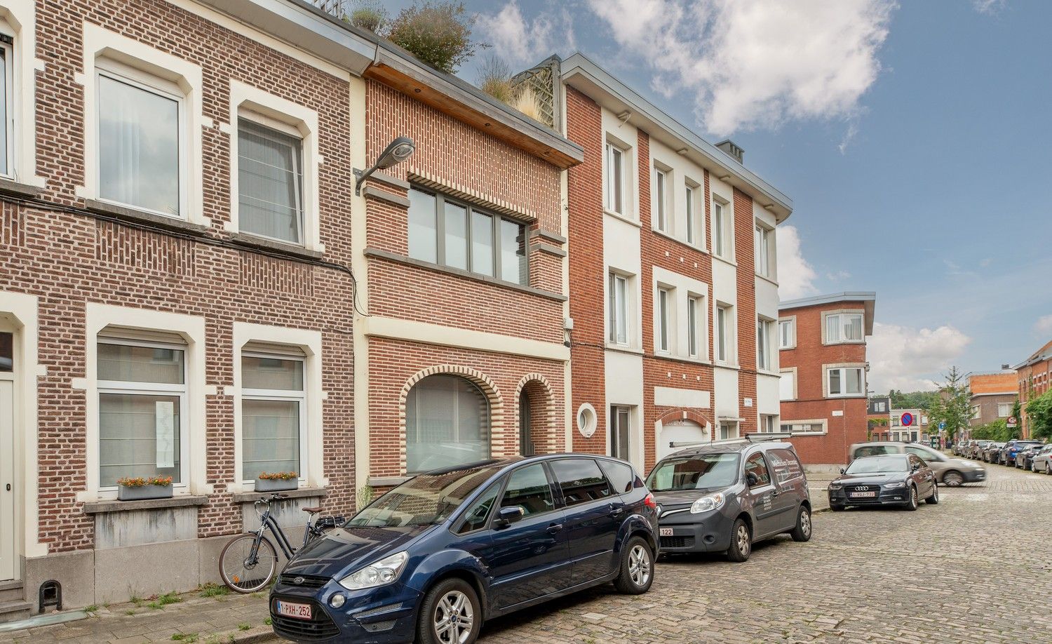 Heel mooie stadswoning van 136 m2 met 2 / 3 slaapkamers en groot dakterras. foto 7