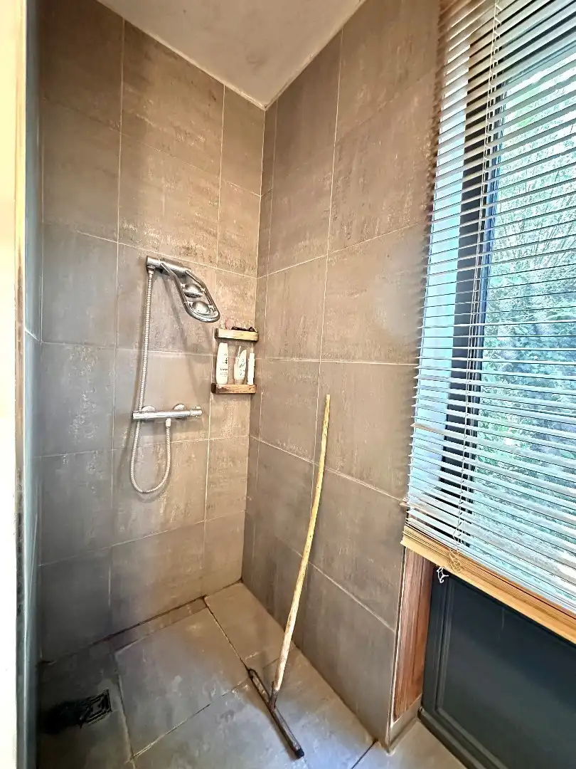 Unieke woning met werkplaats op toplocatie in Tongeren – industrieterrein Overhaam foto 41