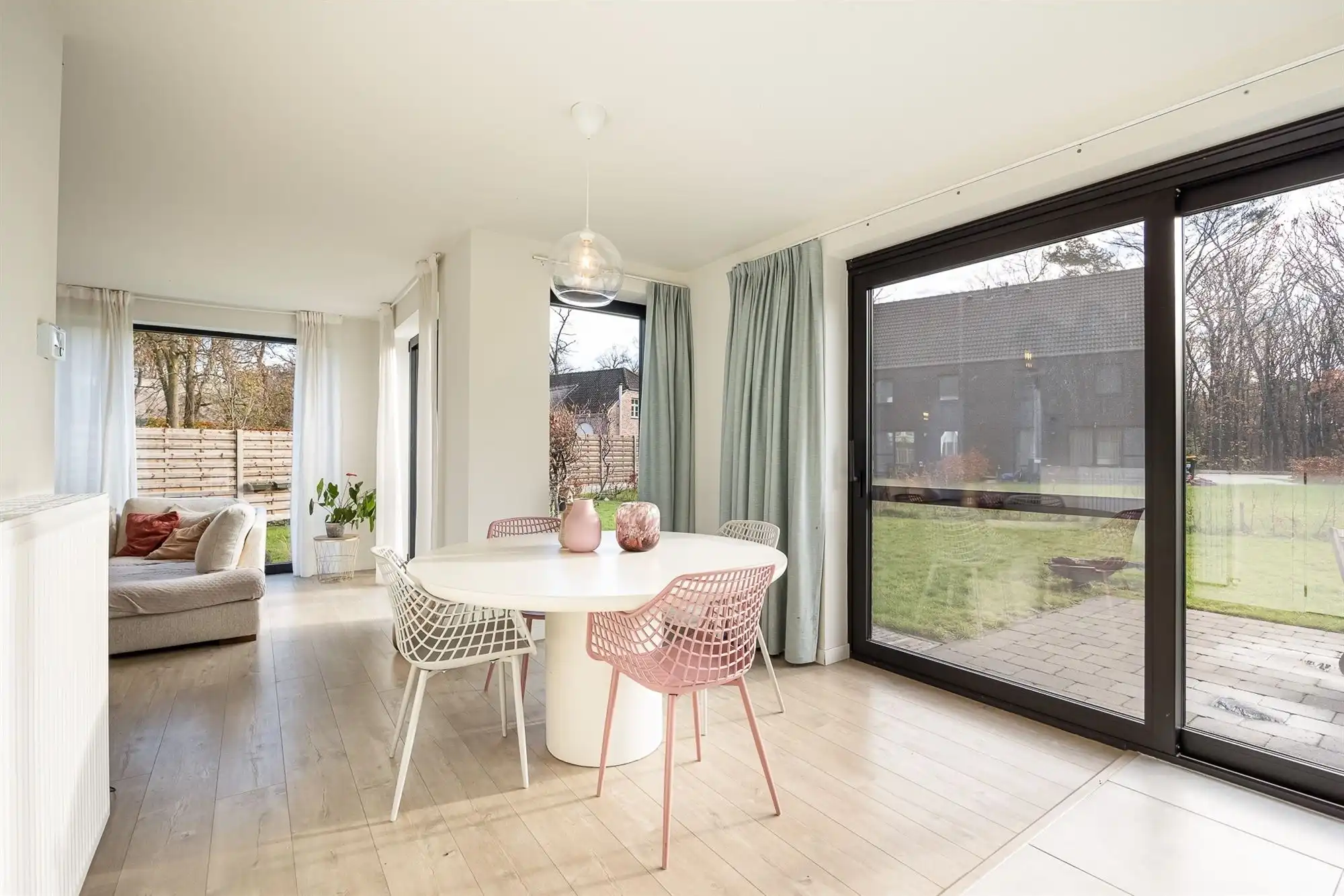 Instapklare vrijstaande woning met 3 slaapkamers en ruime tuin foto 6