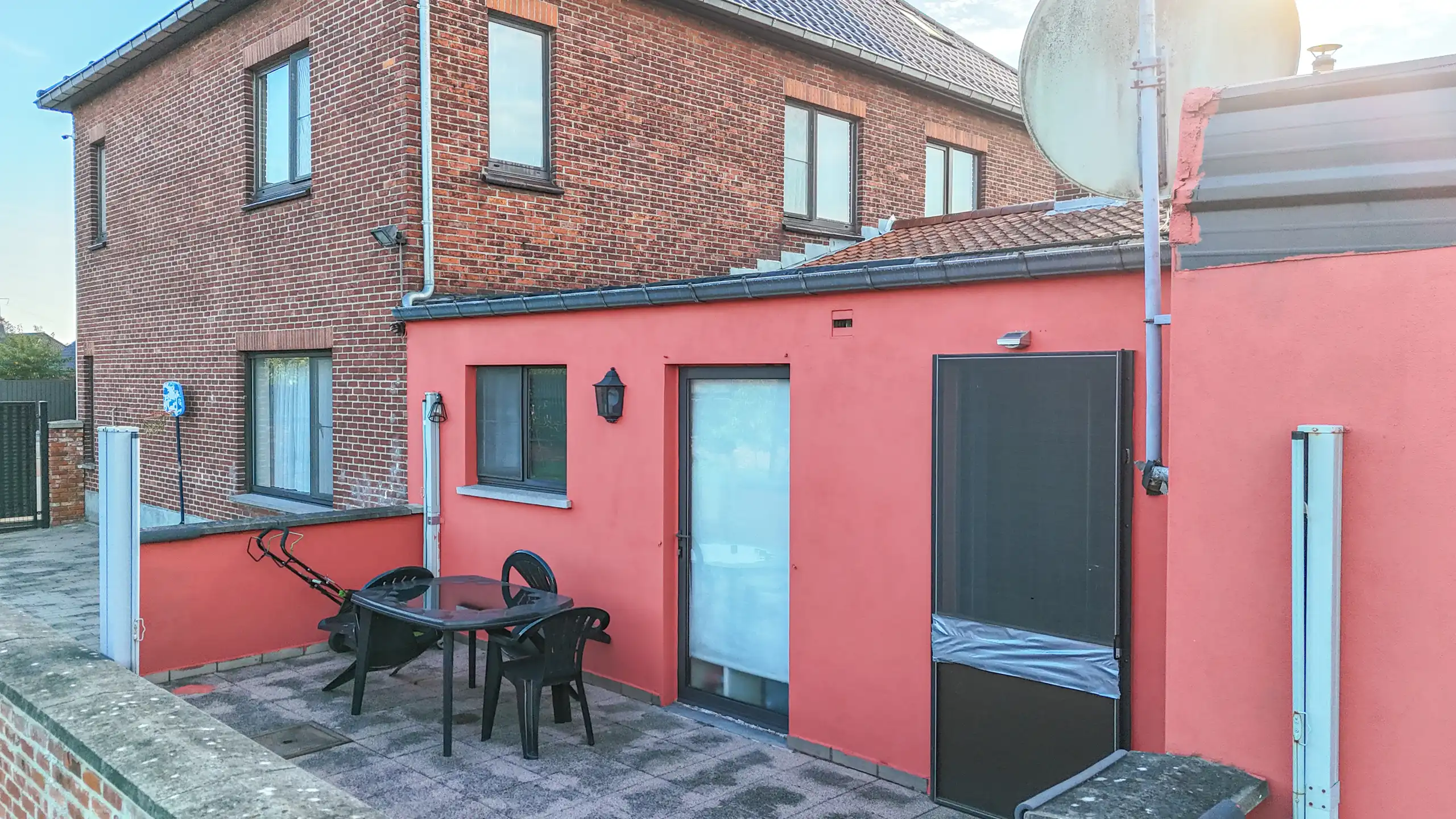 Ruime woning met 3slpk, tuin en garage op toplocatie! foto 27