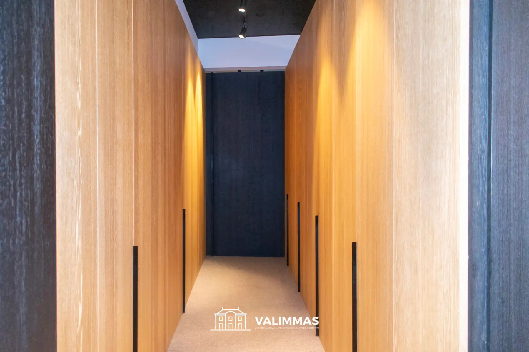 Bijzonder stijlvol ingerichte praktijk- of kantoorruimte... foto 10