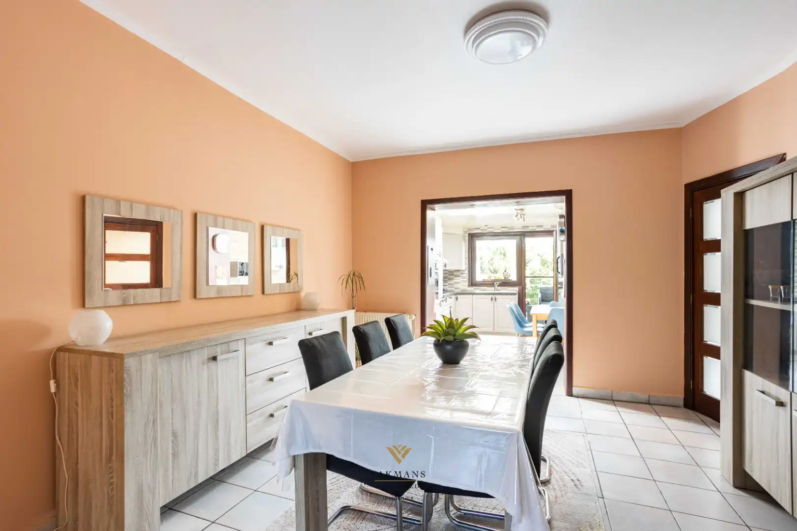 Charmante instapklare  woning met 4 slaapkamers foto 9
