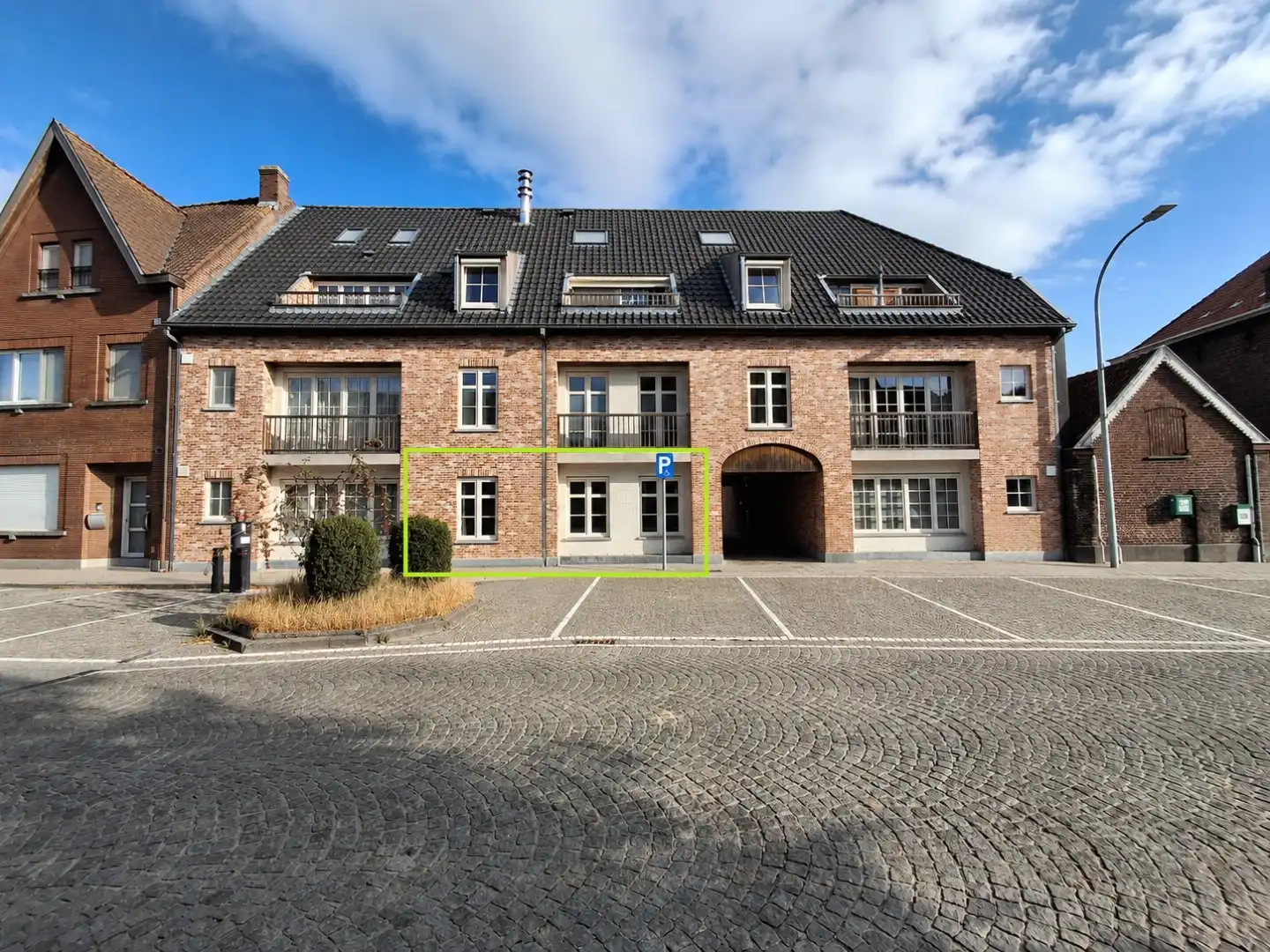 PRACHTIG APPARTEMENT MET GARAGE EN STAANPLAATS IN HET HARTJE VAN VINKT foto 9