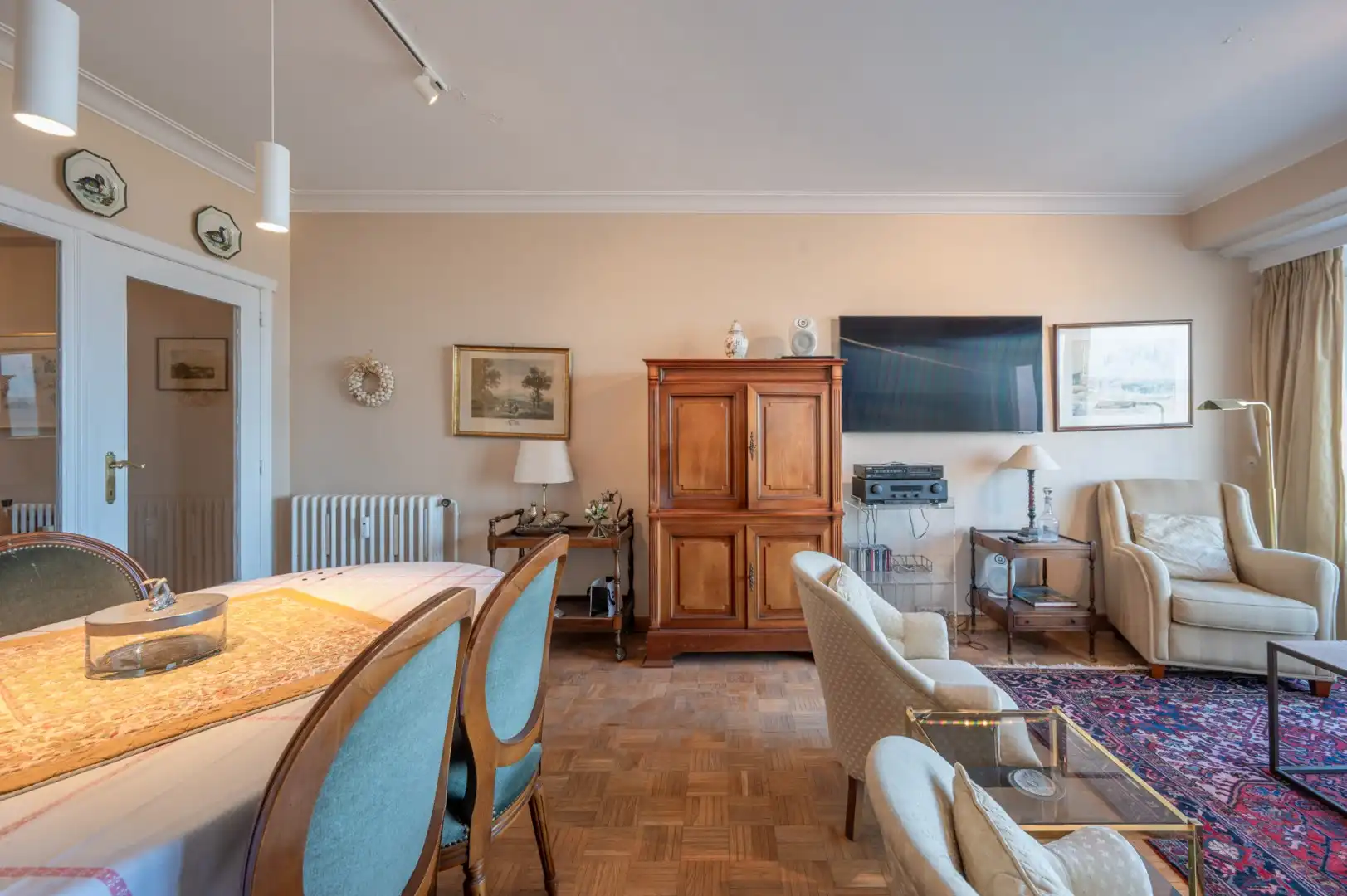 Op te frissen appartement met 2 slaapkamers en frontaal zeezicht. foto 3