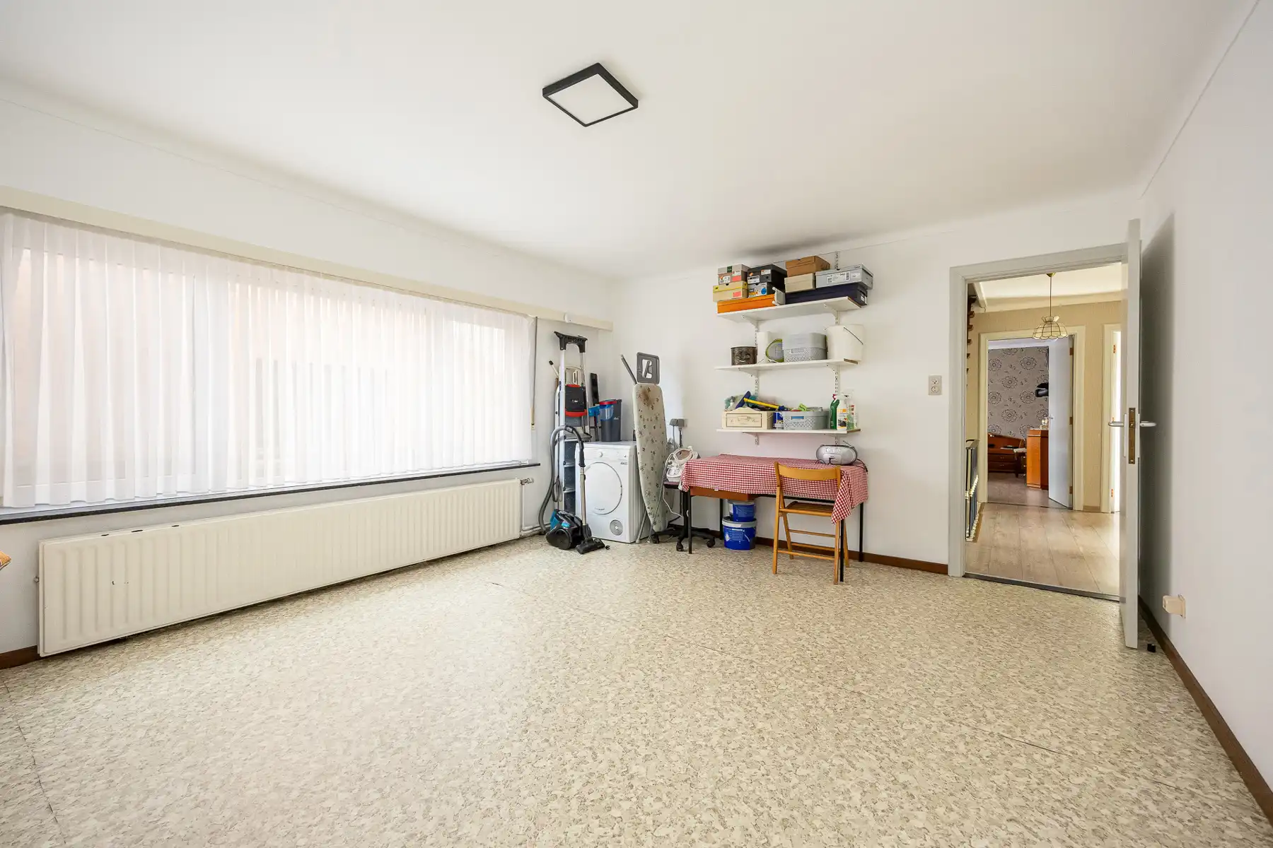 Ruime gezinswoning met 5 slaapkamers op een perceel van 638m². foto 19