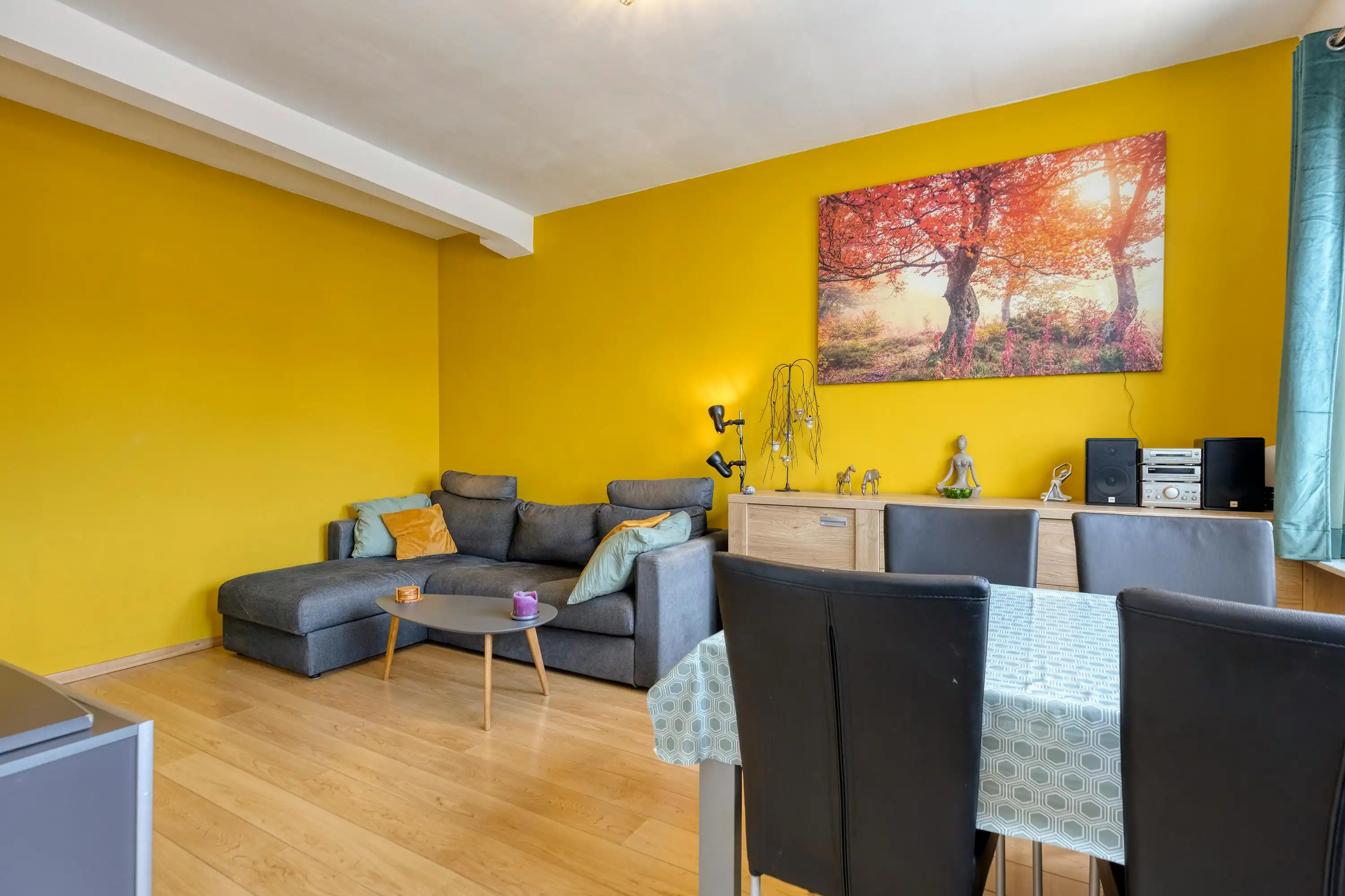 Duplex met 2 slaapkamers, terras en garage te koop in Mortsel  foto 6