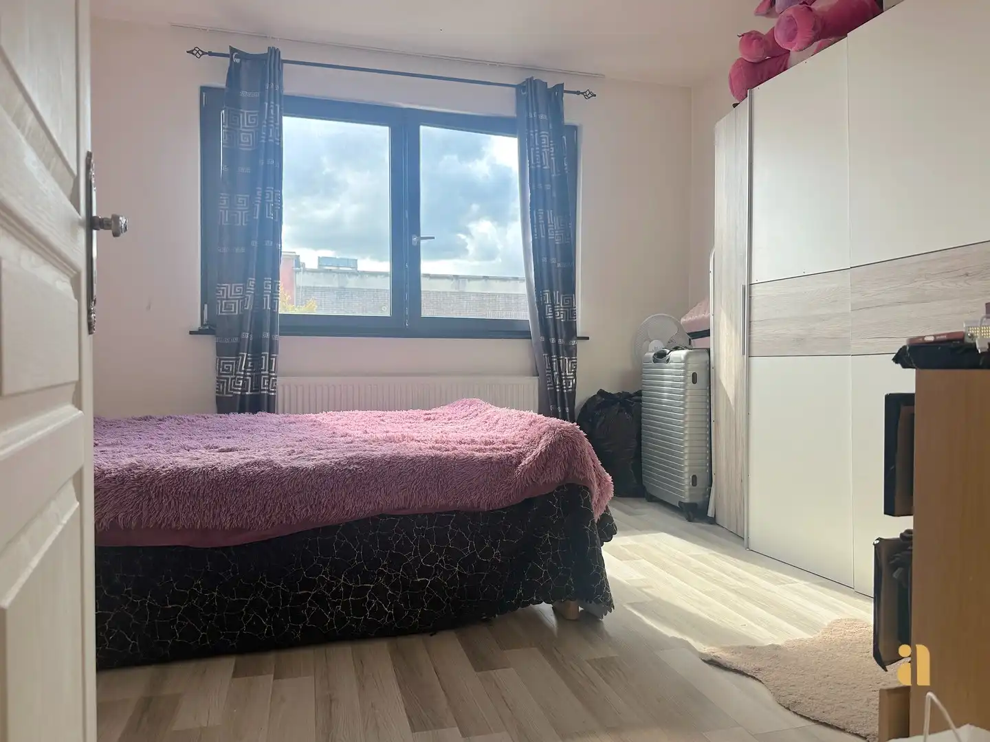Woning met praktijkruimte of plek voor 2 gezinnen foto 20