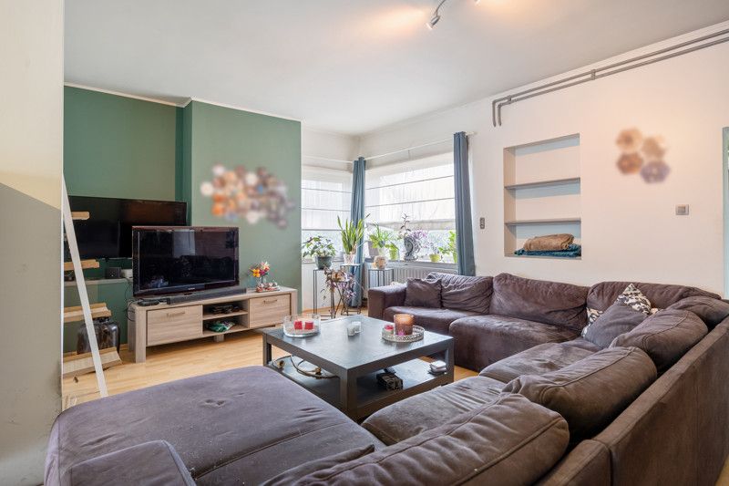 Te renoveren, goed gelegen woning op 8are 75ca foto 5
