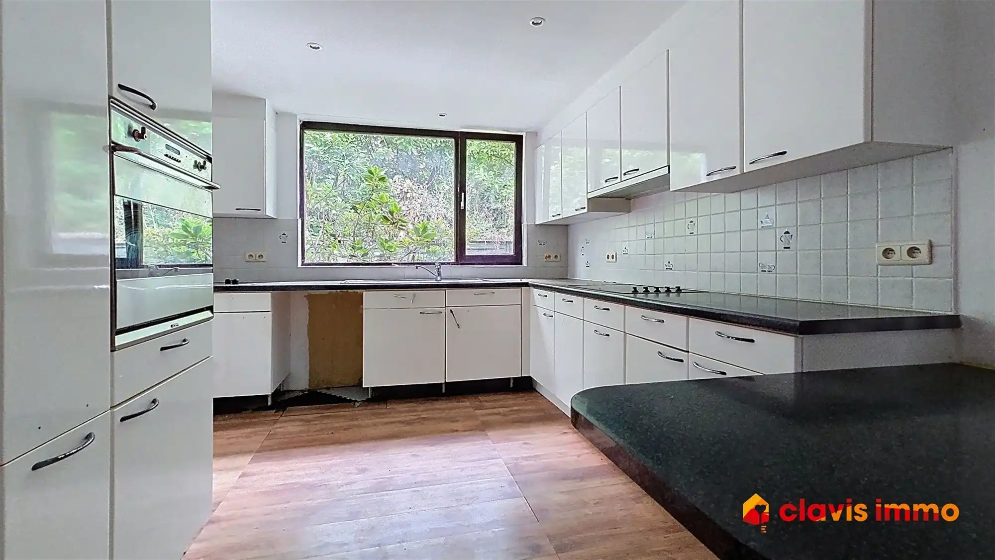 Te renoveren villa in een felbegeerde buurt foto 7