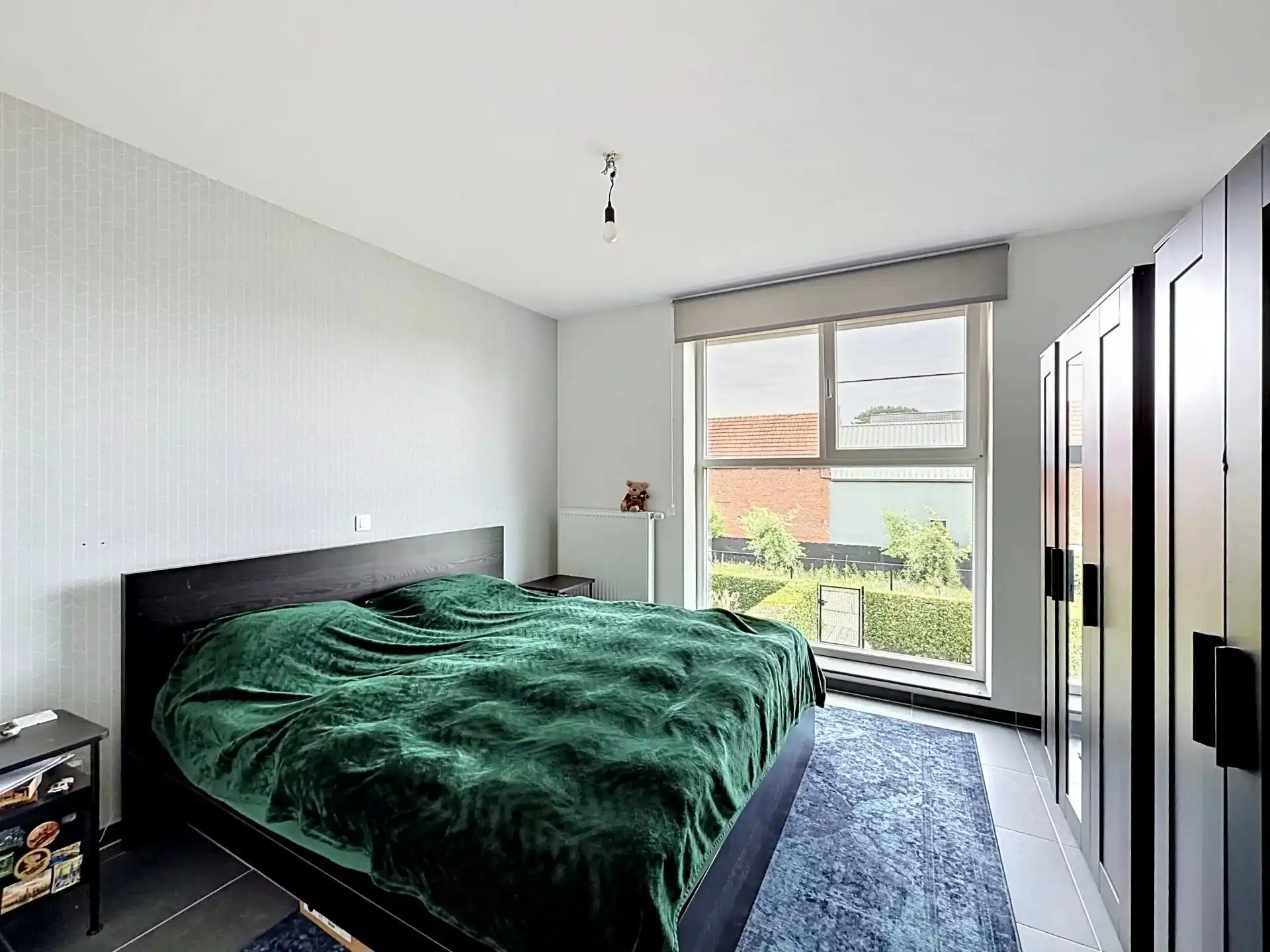 Modern appartement met 2 slaapkamers, terras en 2 ondergrondse staanplaatsen. foto 8