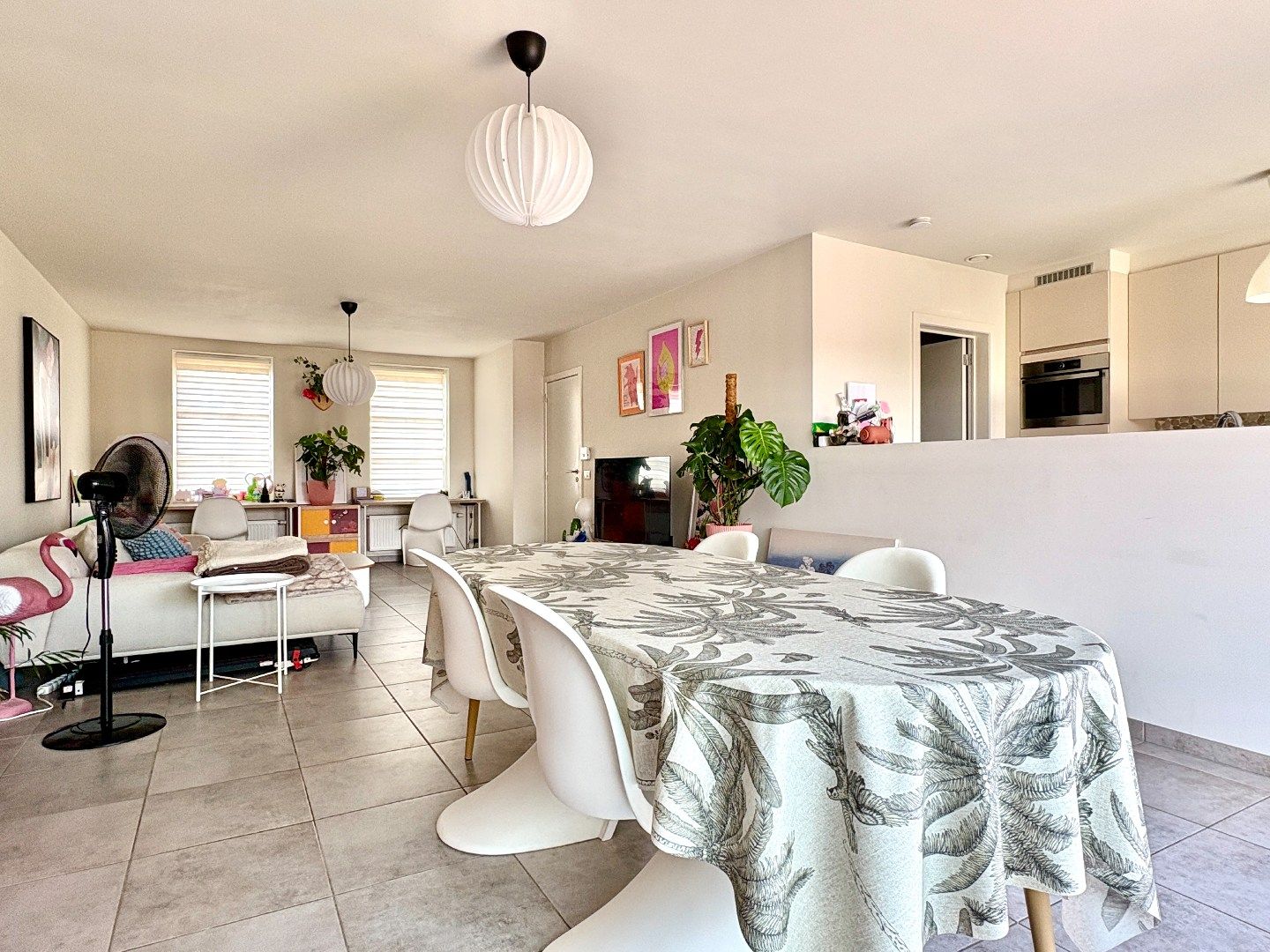 Hedendaagse woning met uitweg en 3 slks te huur in Kuurne. foto 6