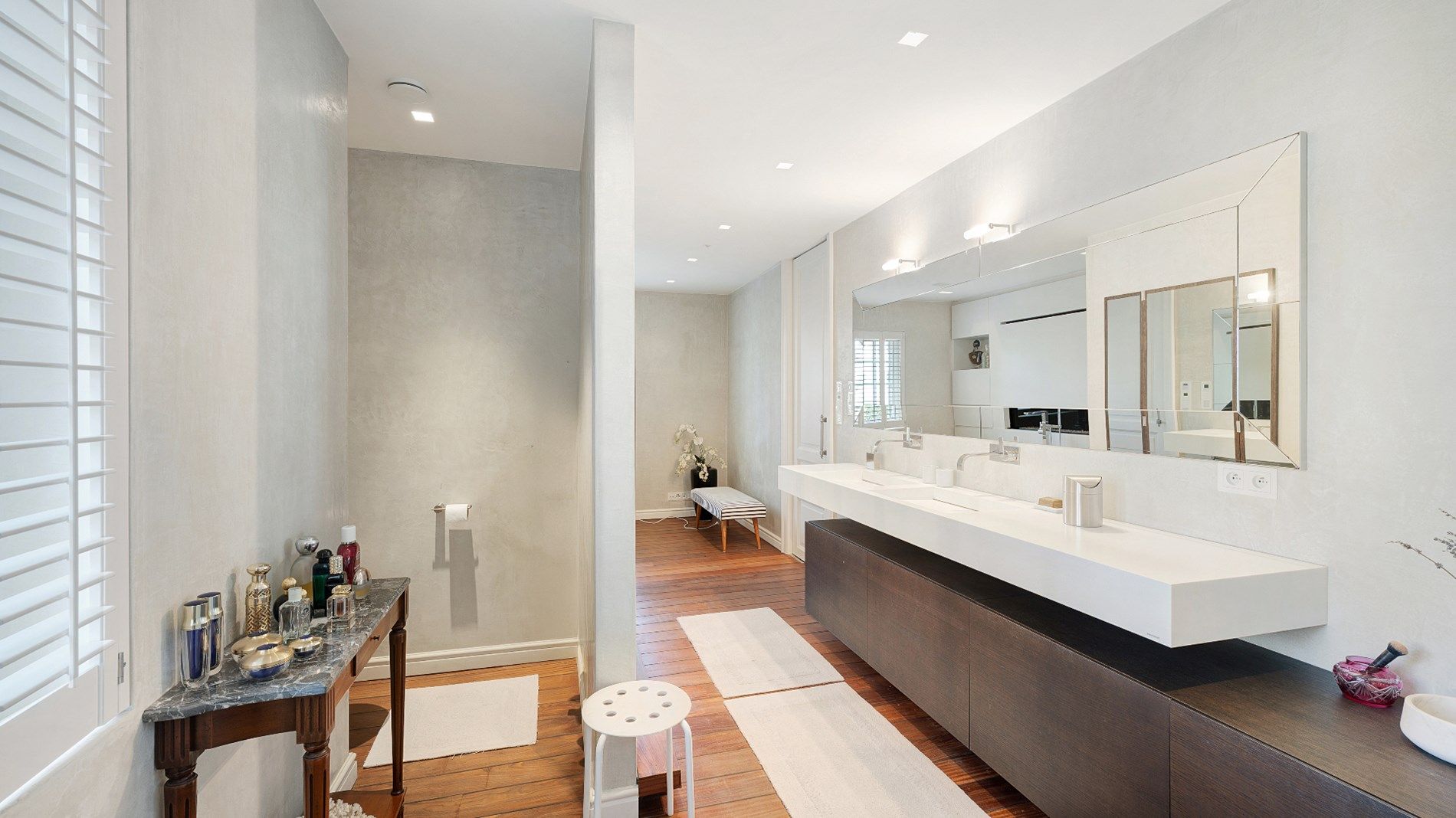 Charmante koppelvilla gelegen op 250 meter van het strand en vlakbij de Kustlaan en het Albertplein te Knokke-Zoute. foto 19