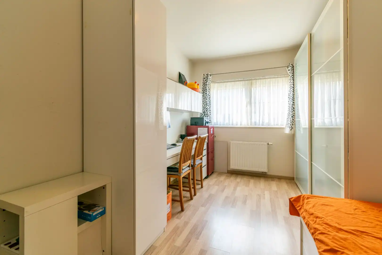 INSTAPKLAAR APP MET 2 SLAAPKAMERS, TERRAS & GARAGE! foto 21