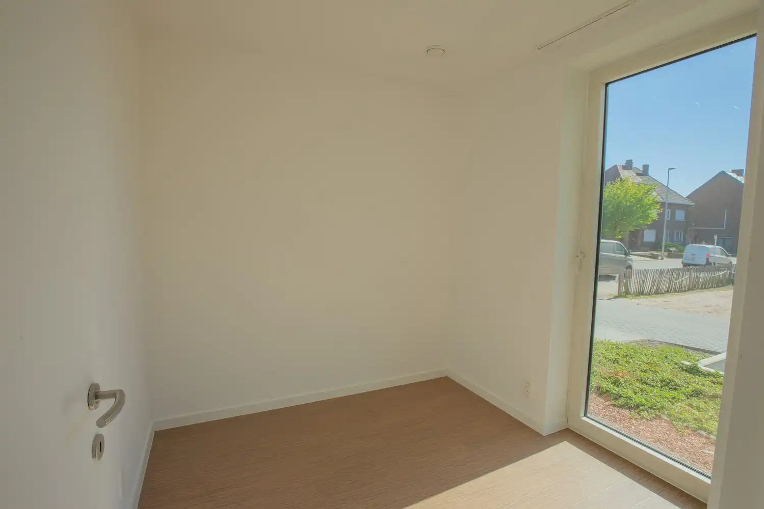 Energiezuinig appartement met een zeer ruim terras en ondergrondse staanplaats! foto 14