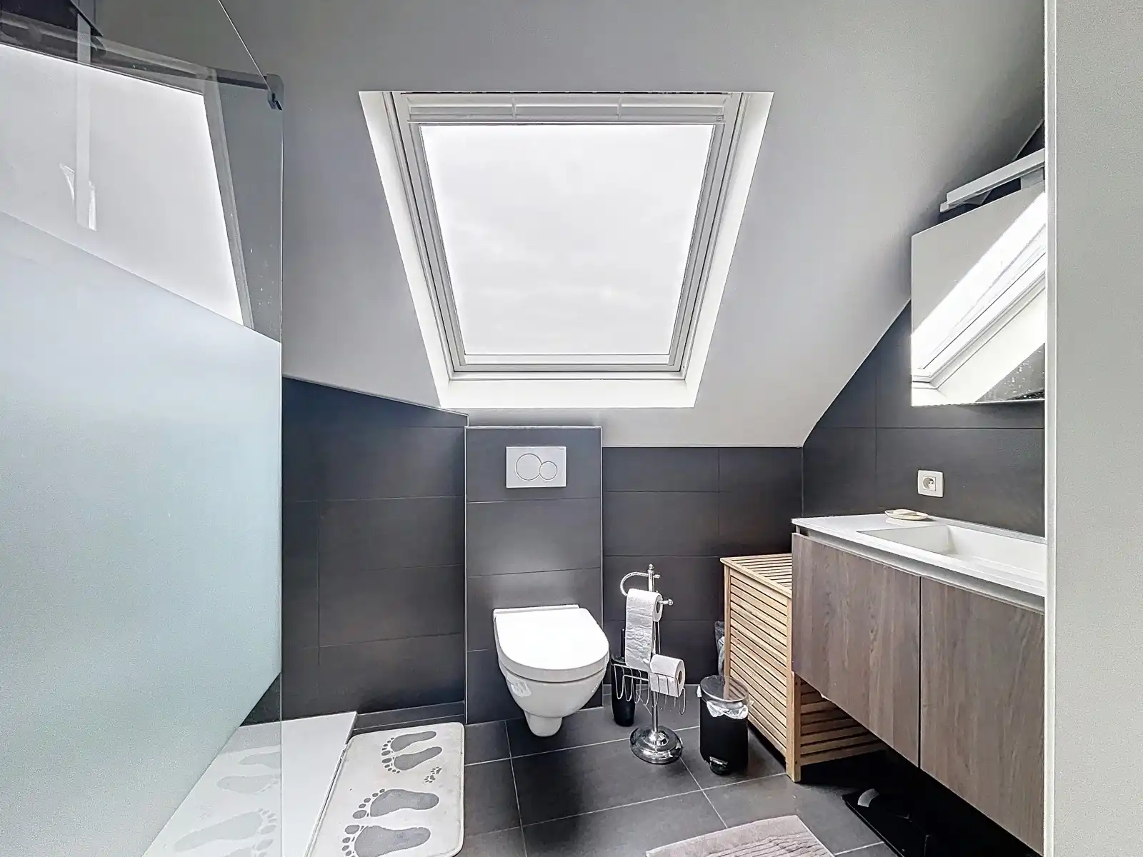 Prachtig duplexappartement met 2 SLPK, Terras & Staanplaats! foto 10