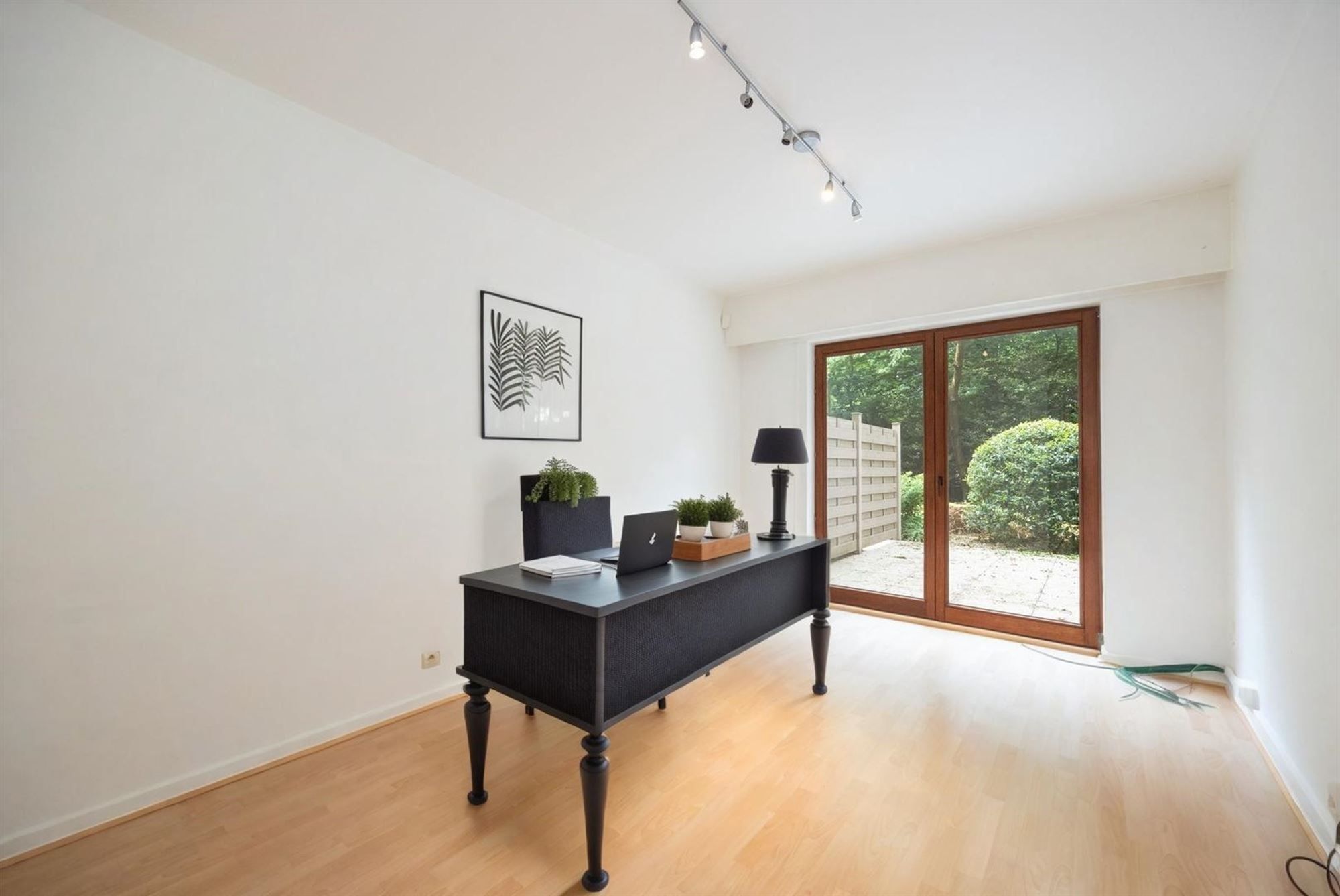 Instapklaar kantoor in het centrum van Schoten foto 3