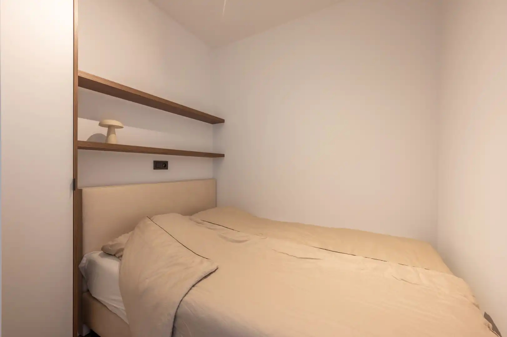 Volledig gerenoveerd appartement met FRONTAAL ZEEZICHT foto 20