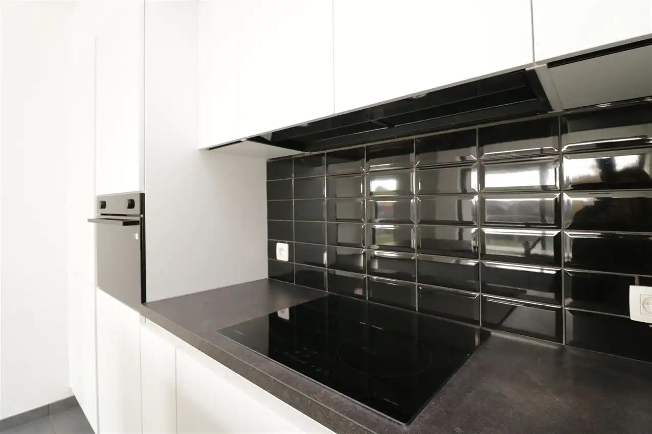 Zonnig appartement, zuidterras, twee slpk, autostaanplaats op gunstige locatie foto 46