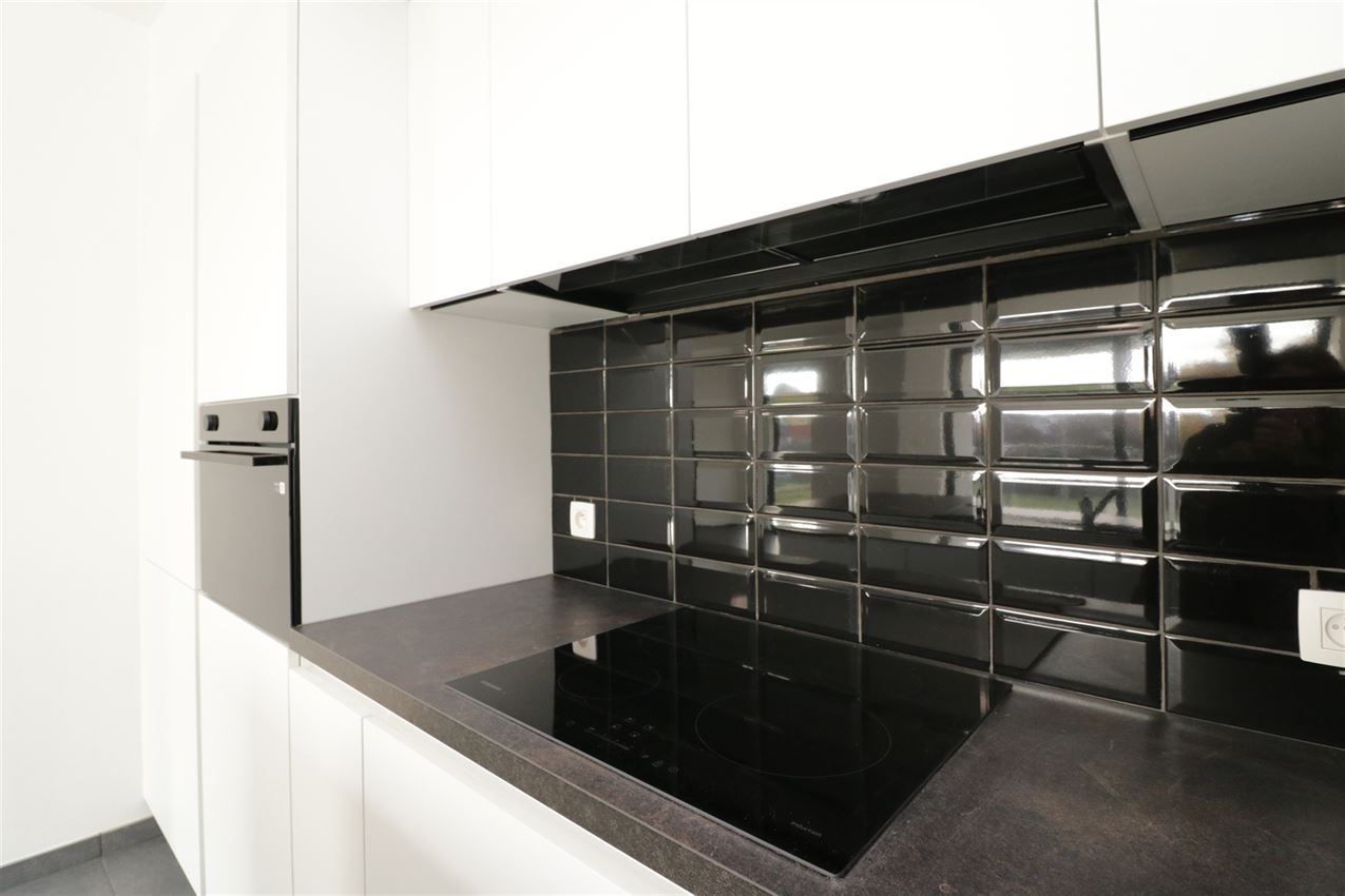 Zonnig appartement, zuidterras, twee slpk, autostaanplaats op gunstige locatie foto 46