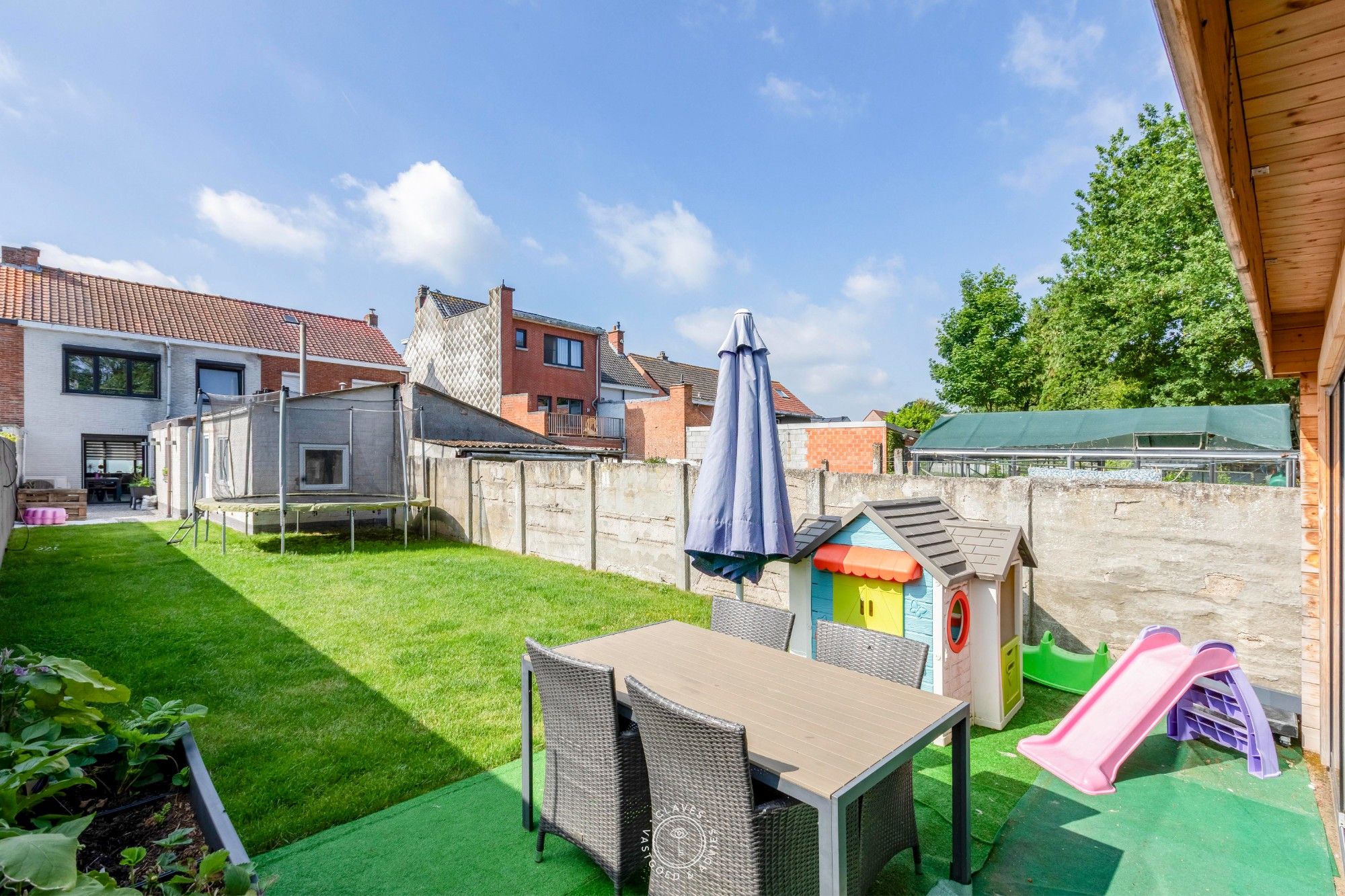 Instapklare woning met zeer aangename tuin foto 18