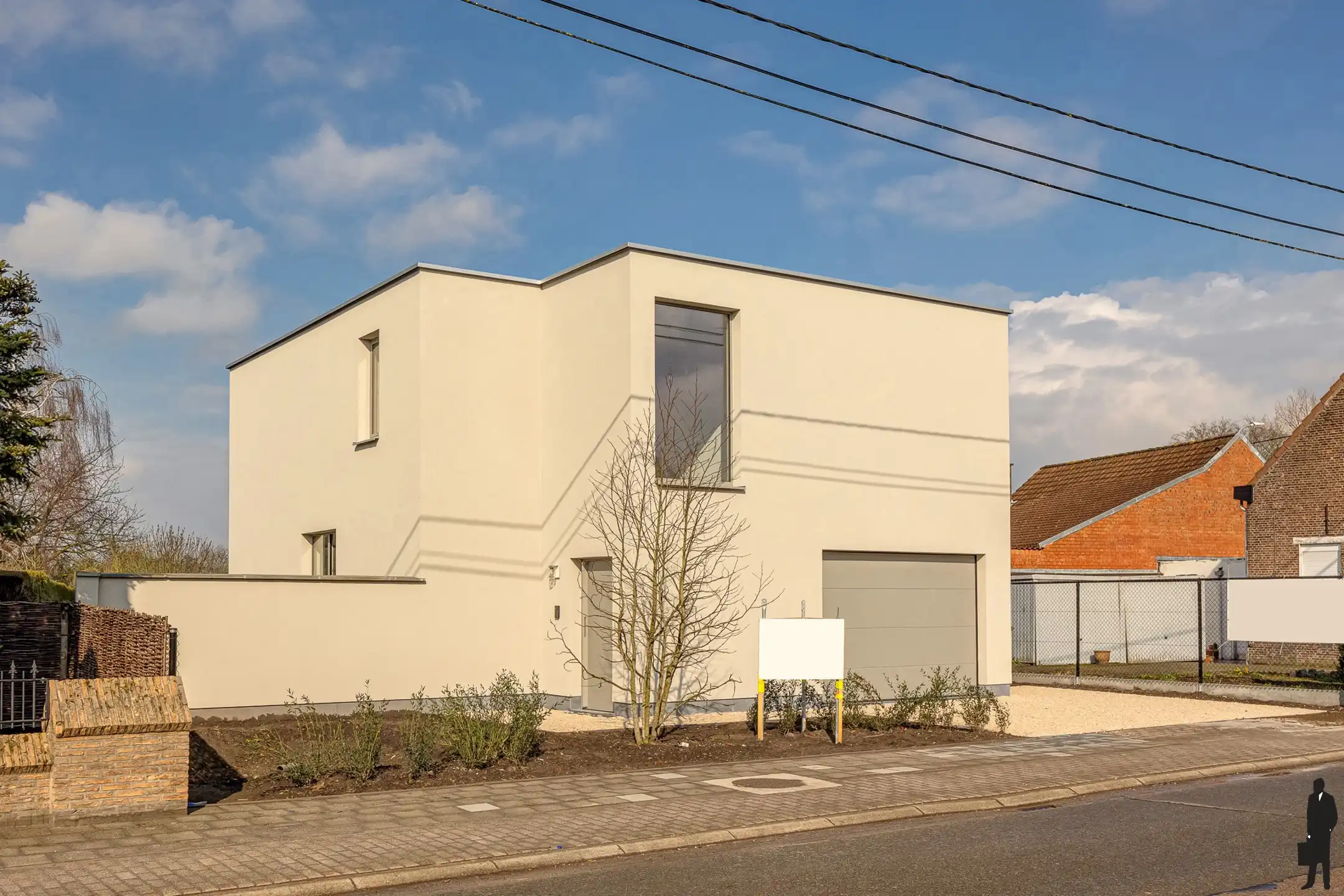 Moderne architecturale villa met veel ruimte te Hamme foto {{pictureIndex}}