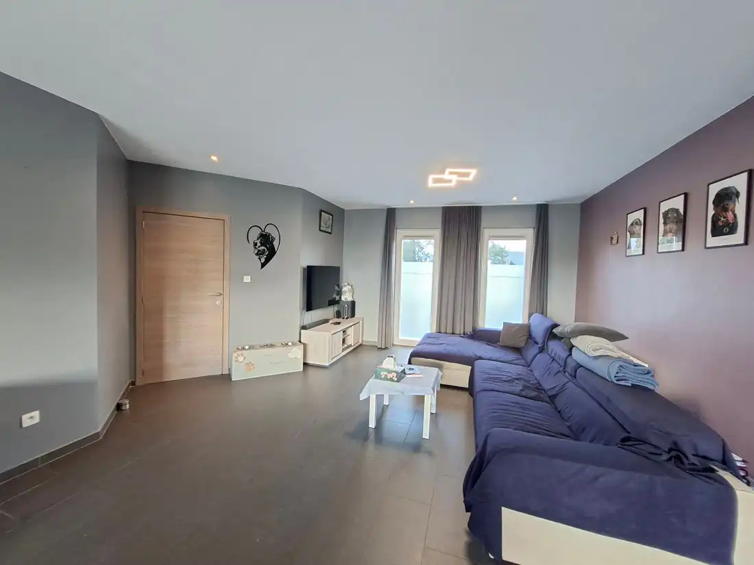 Eigentijdse halfopen bebouwing te Neeroeteren (Maaseik) foto 3