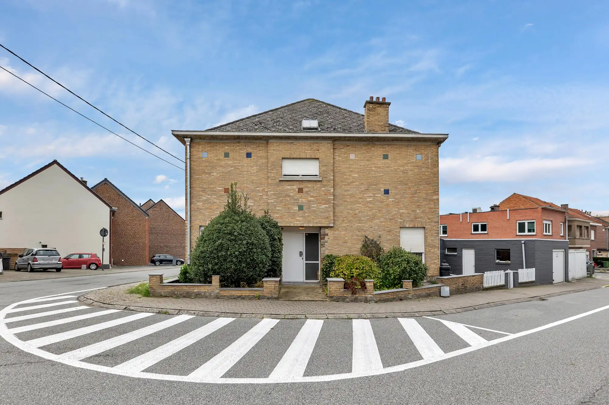 Hoofdfoto van de publicatie: Karaktervolle HOB te renoveren met garage te Liedekerke