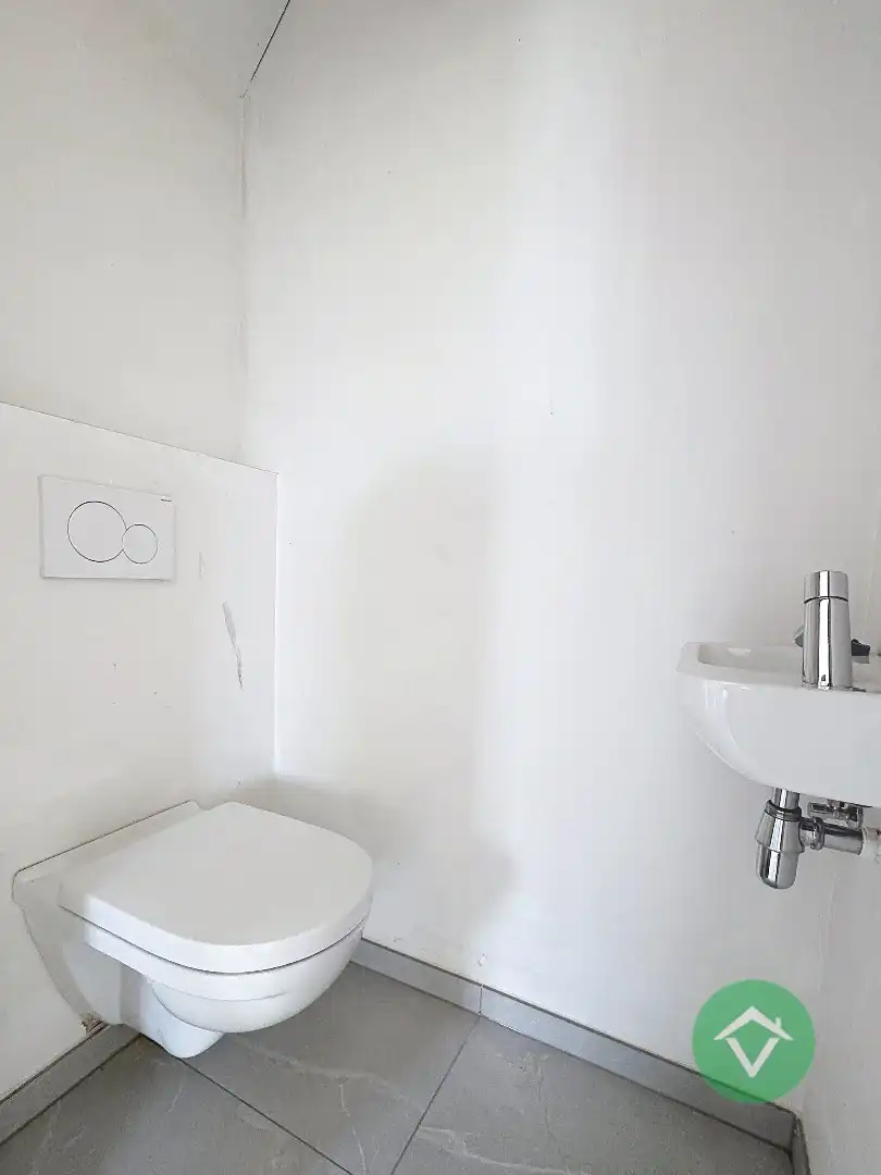 Volledig nieuwe woning met 4 slaapkamers en diepe tuin te Wijnendale foto 12