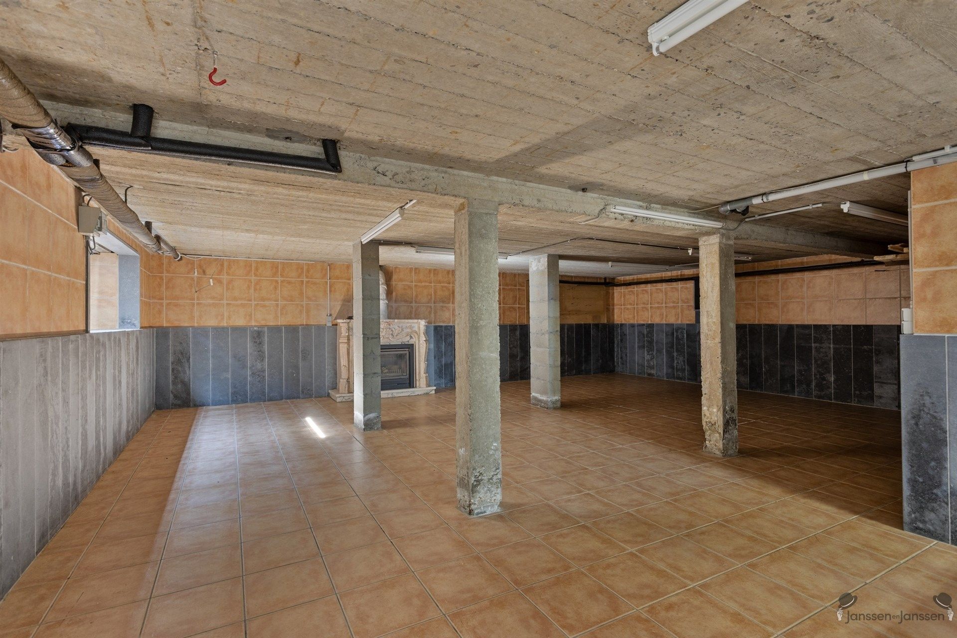 Prachtige landelijke villa met ruime opslagmogelijkheden. foto 21