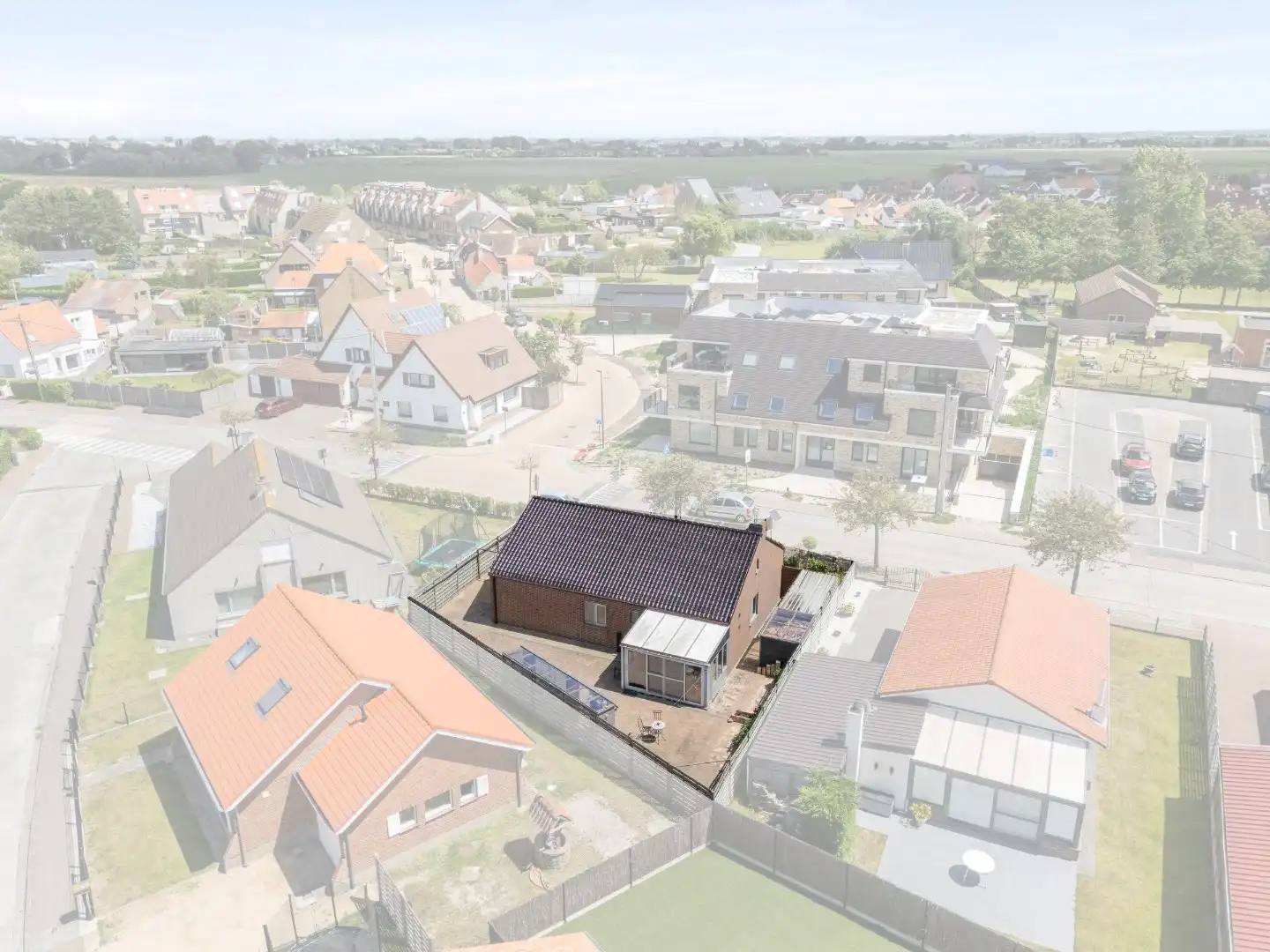Instapklare gelijkvloerse villa te koop in hartje Vosseslag - De Haan! foto 3