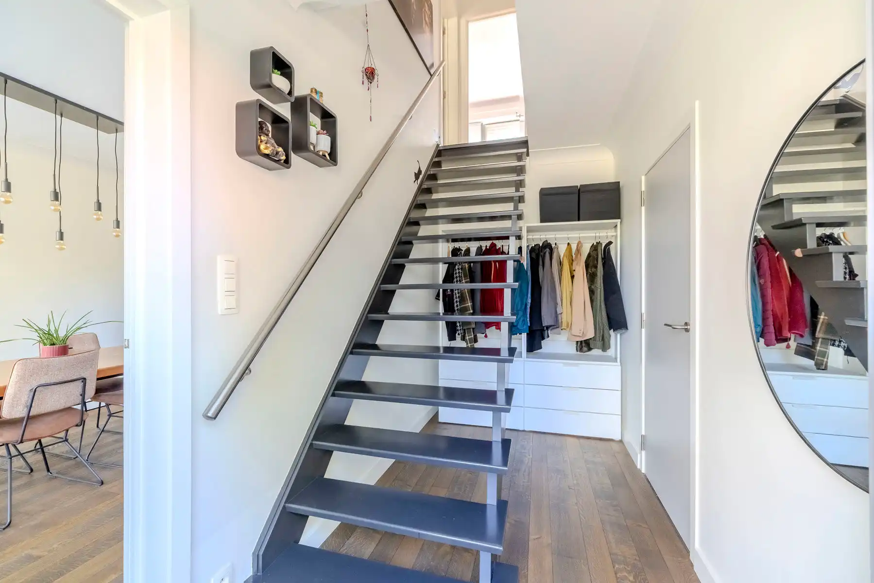 Instapklare gezinswoning met 4 slk op 876m²  foto 4