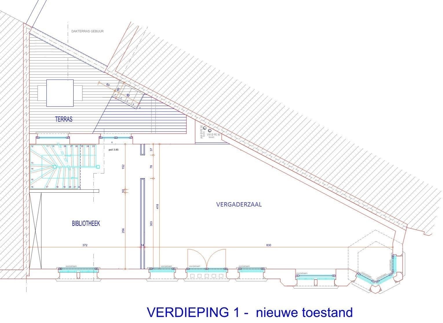 Kantoor gebouw of woonst in neo-gotische stijl met prachtige zichten op de Ezelpoort en het Stil Ende. foto 29