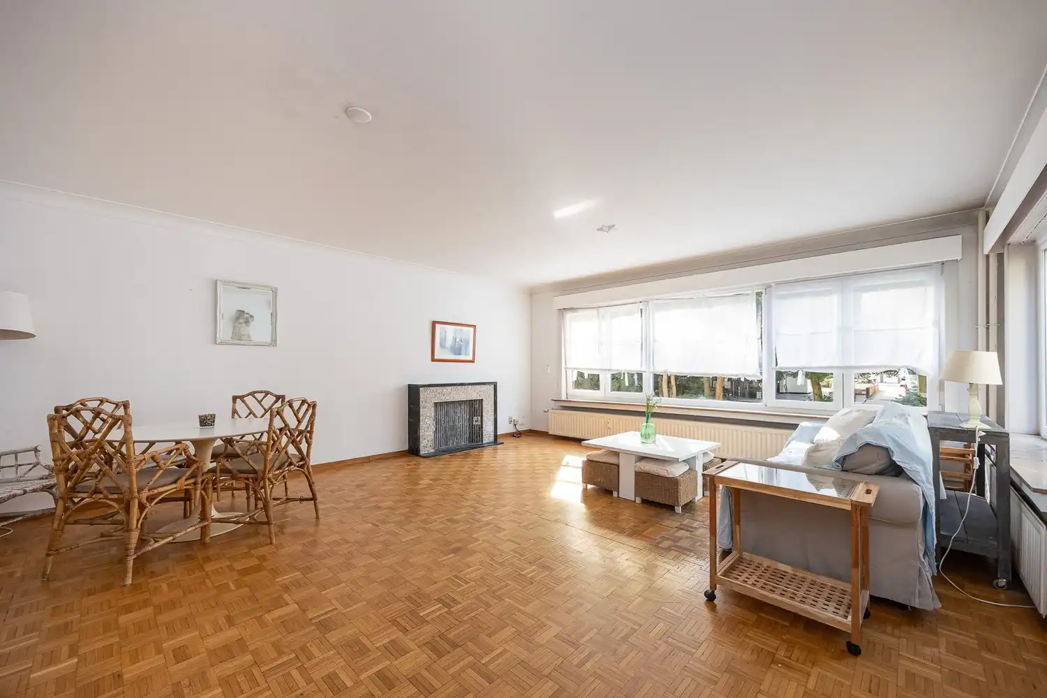 Ruim appartement 101 m² op de Fruithoflaan foto 2