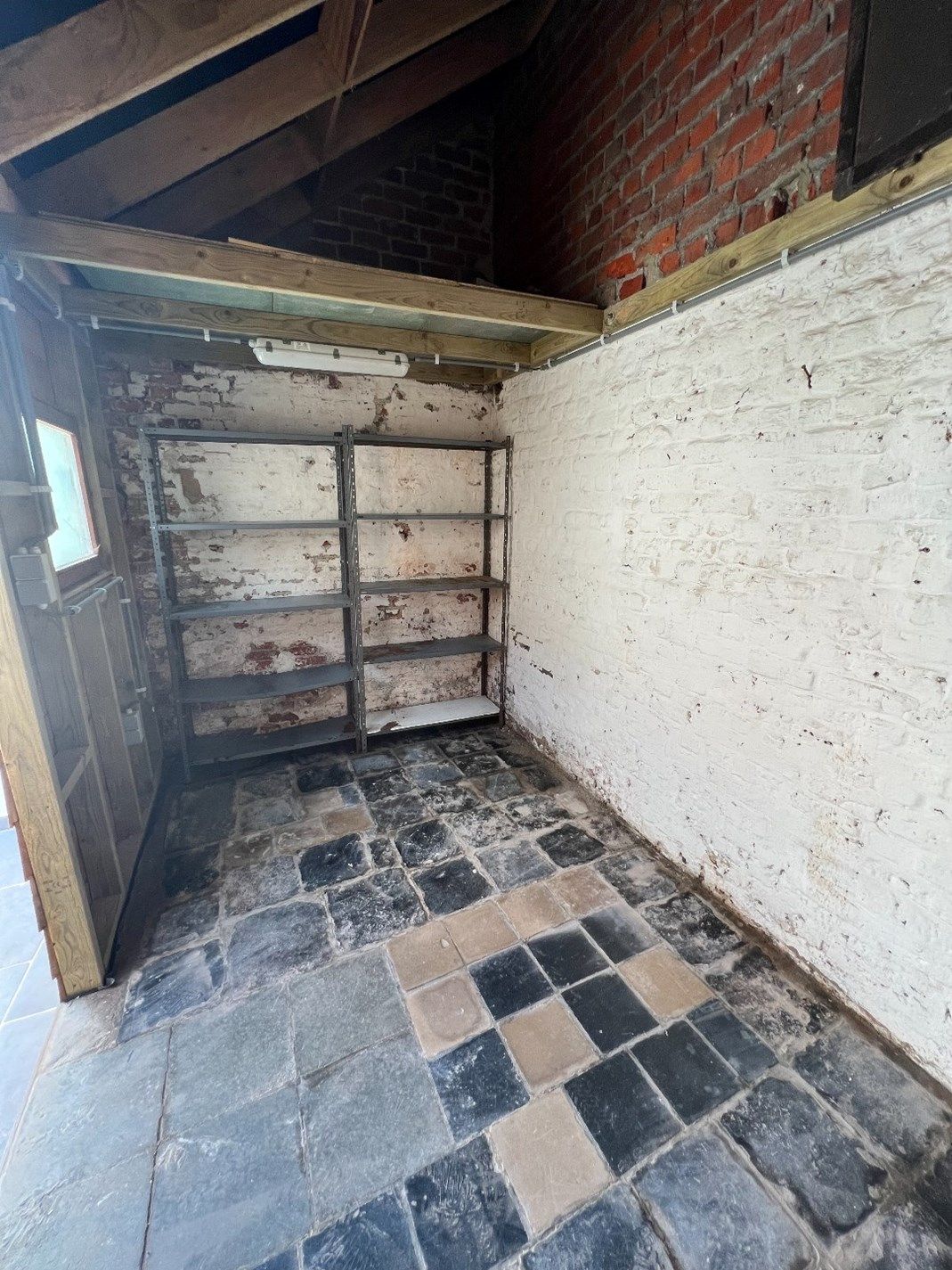 GERENOVEERDE STADSWONING MET 3 SLAAPKAMERS IN CENTRUM IEPER foto 8