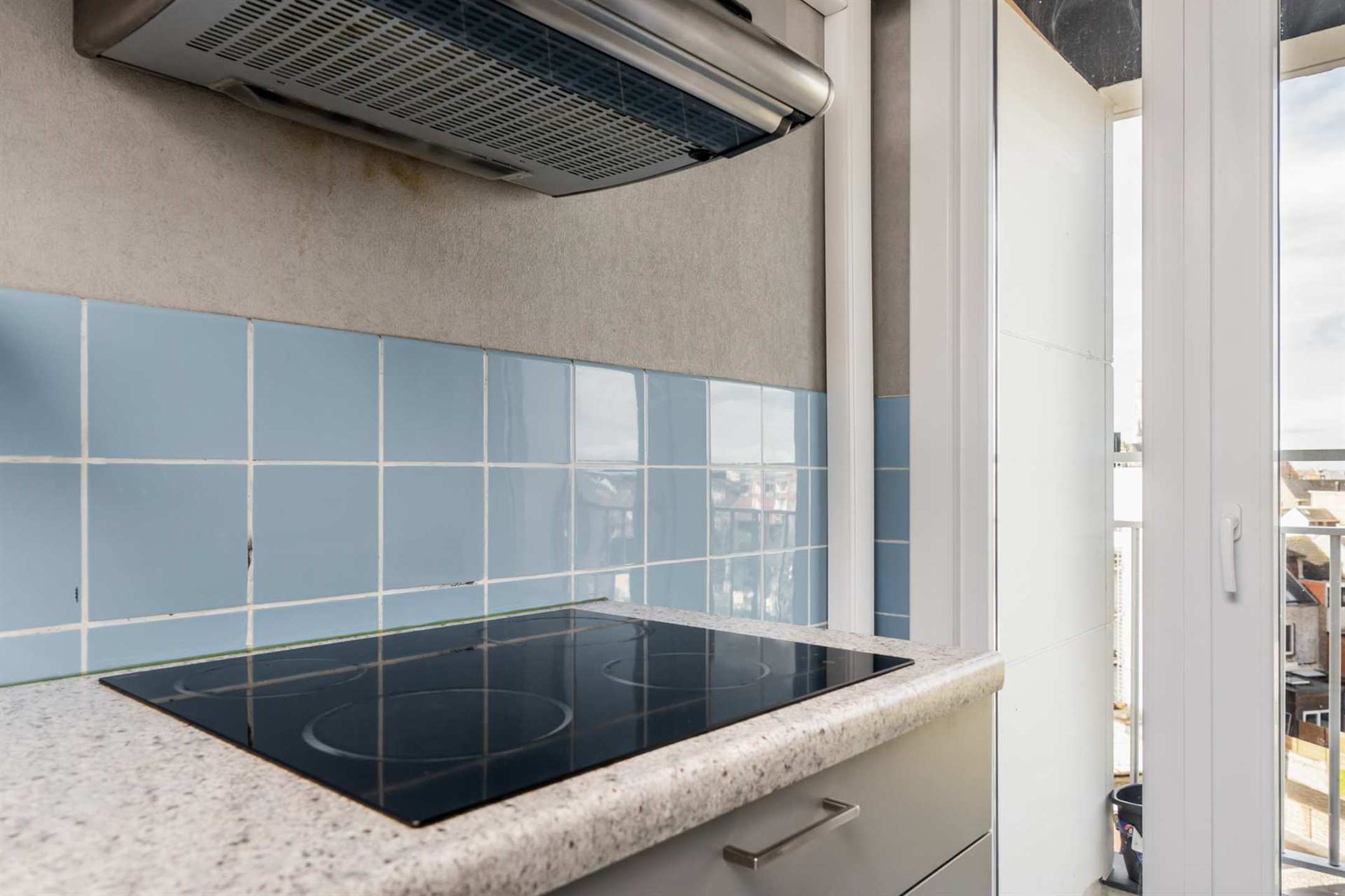 Ruim 3 slaapkamer appartement met prachtig uitzicht foto 13