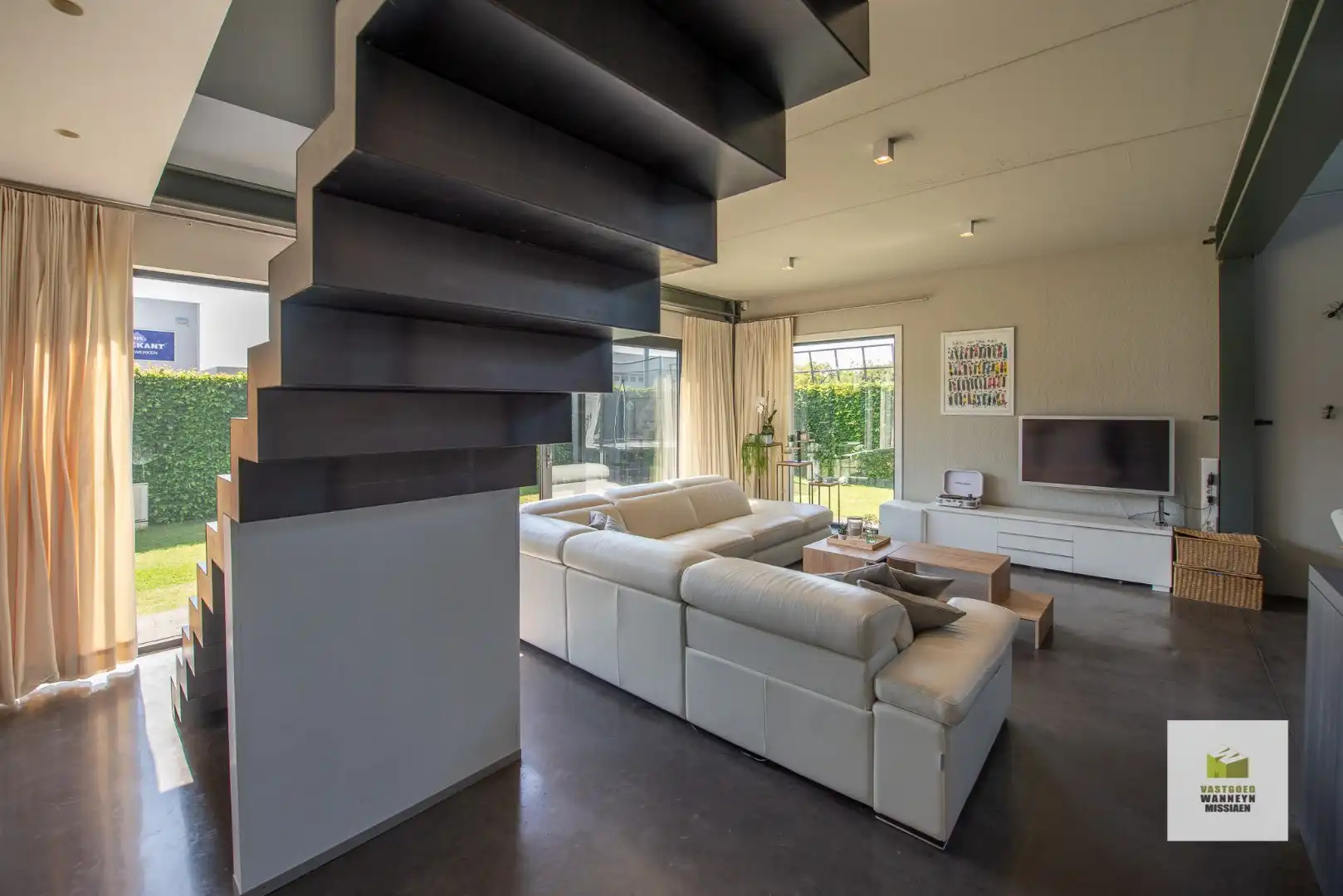 Ruime loods (288m2) met woonst te Verrekijker Wingene  foto 12