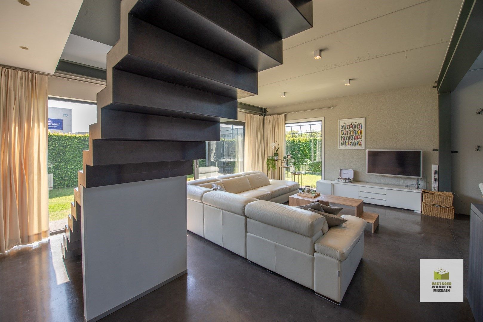 Ruime loods (288m2) met woonst te Verrekijker Wingene  foto 12